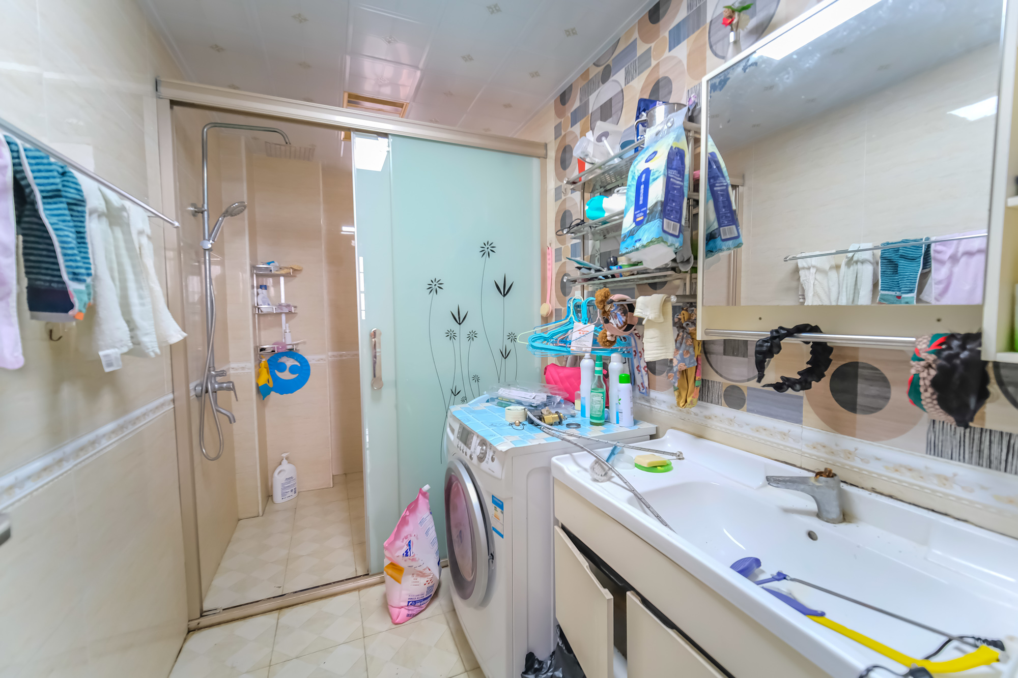 中安善化国际  3室2厅2卫    69.8万 中安善化国际  3室2厅2卫    69.8万卫生间