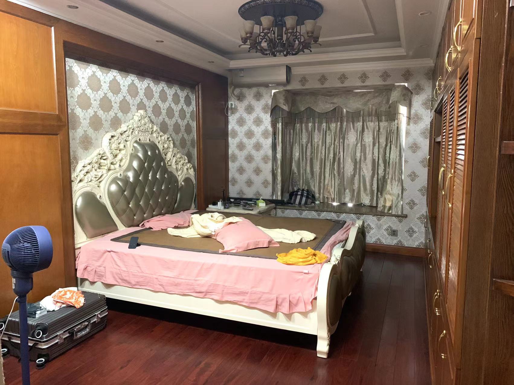 明峰银座  3室2厅2卫    88.0万 明峰银座  3室2厅2卫    88.0万室内图