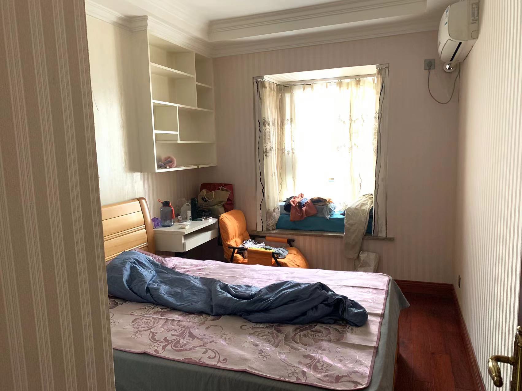 明峰银座  3室2厅2卫    88.0万 明峰银座  3室2厅2卫    88.0万室内图