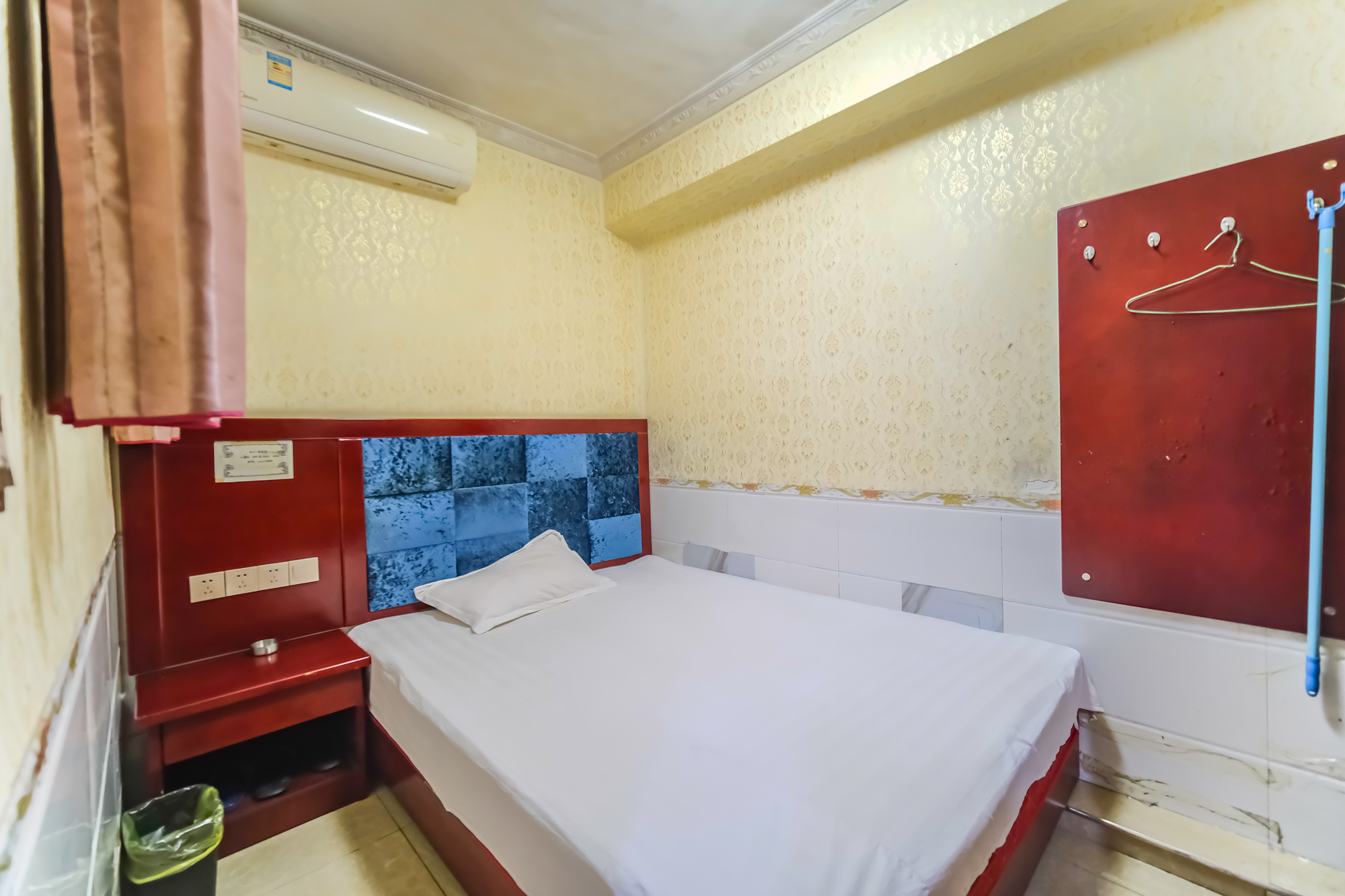 恒广国际物流园  2室1厅1卫    33.0万卧室