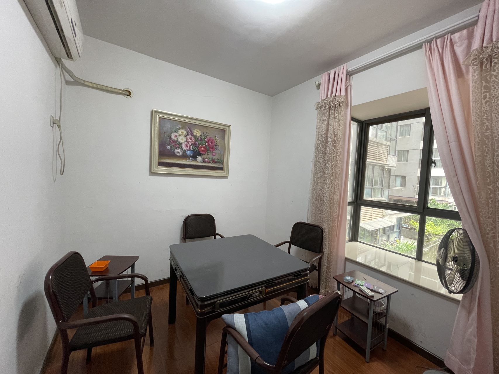 城市风景 3室2厅2卫 50.0万 城市风景 3室2厅2卫 50.0万室内图