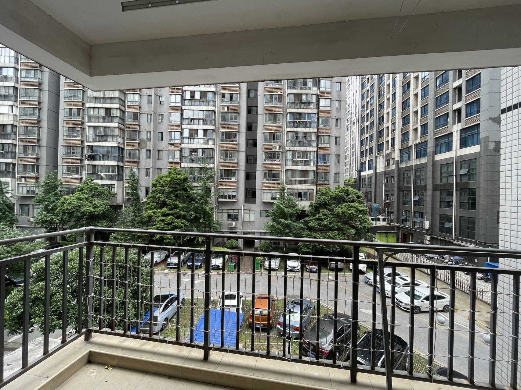 城市风景 3室2厅2卫 50.0万 城市风景 3室2厅2卫 50.0万室内图