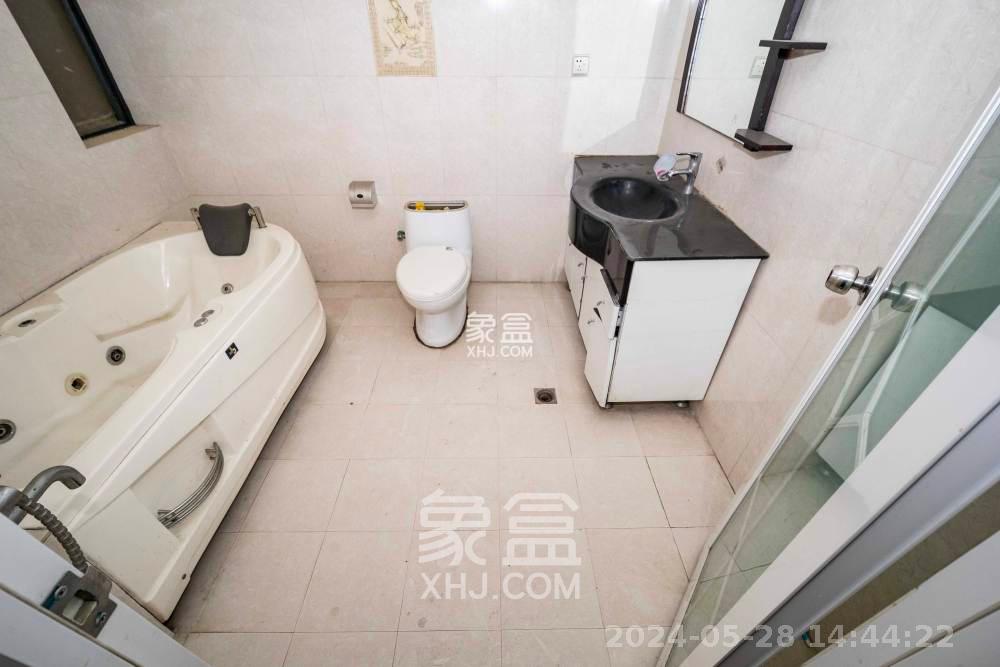 世嘉国际华城  4室2厅2卫   4500.00元/月室内图