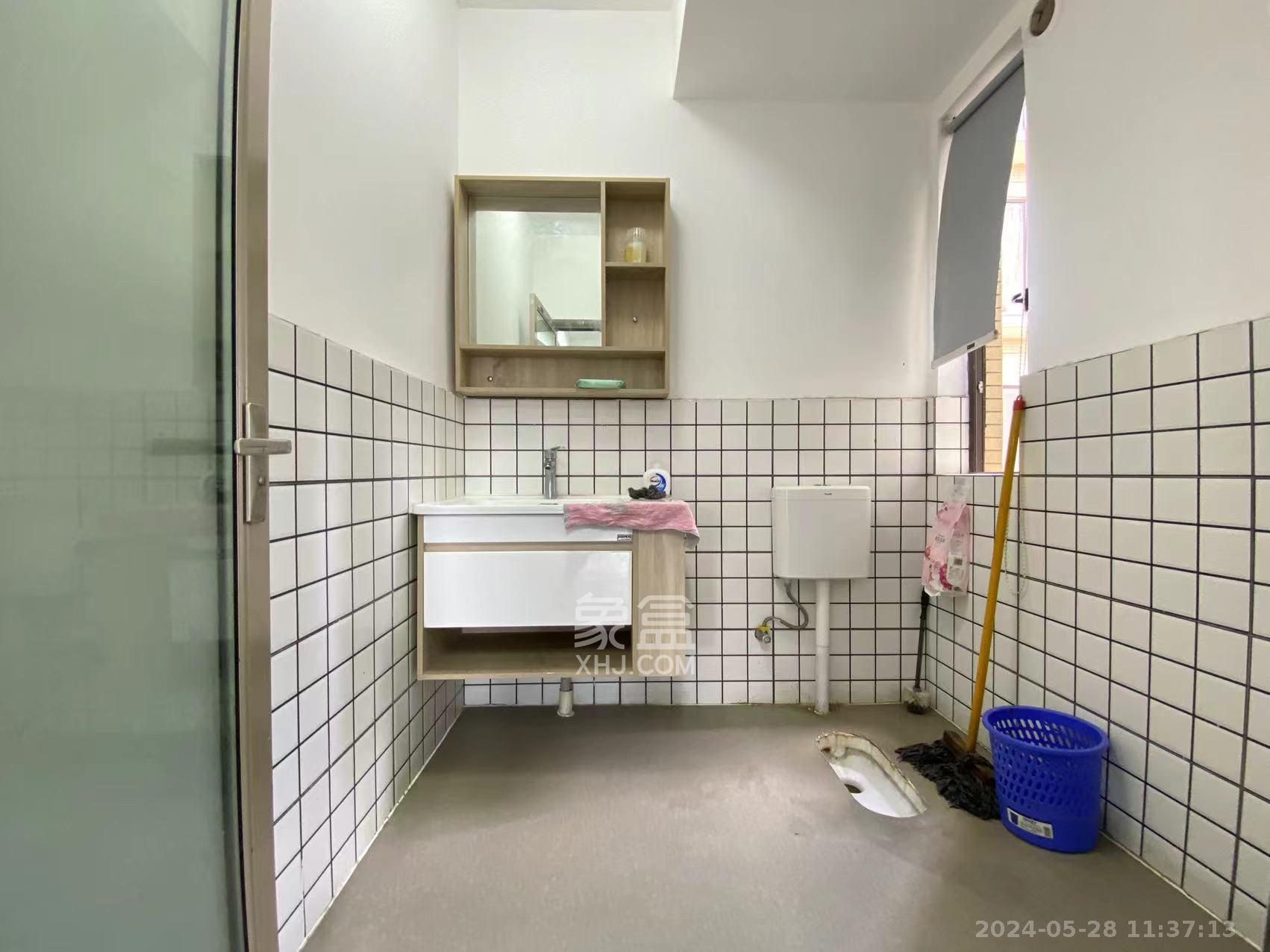 大鸿杰座  3室2厅1卫   3300.00元/月室内图