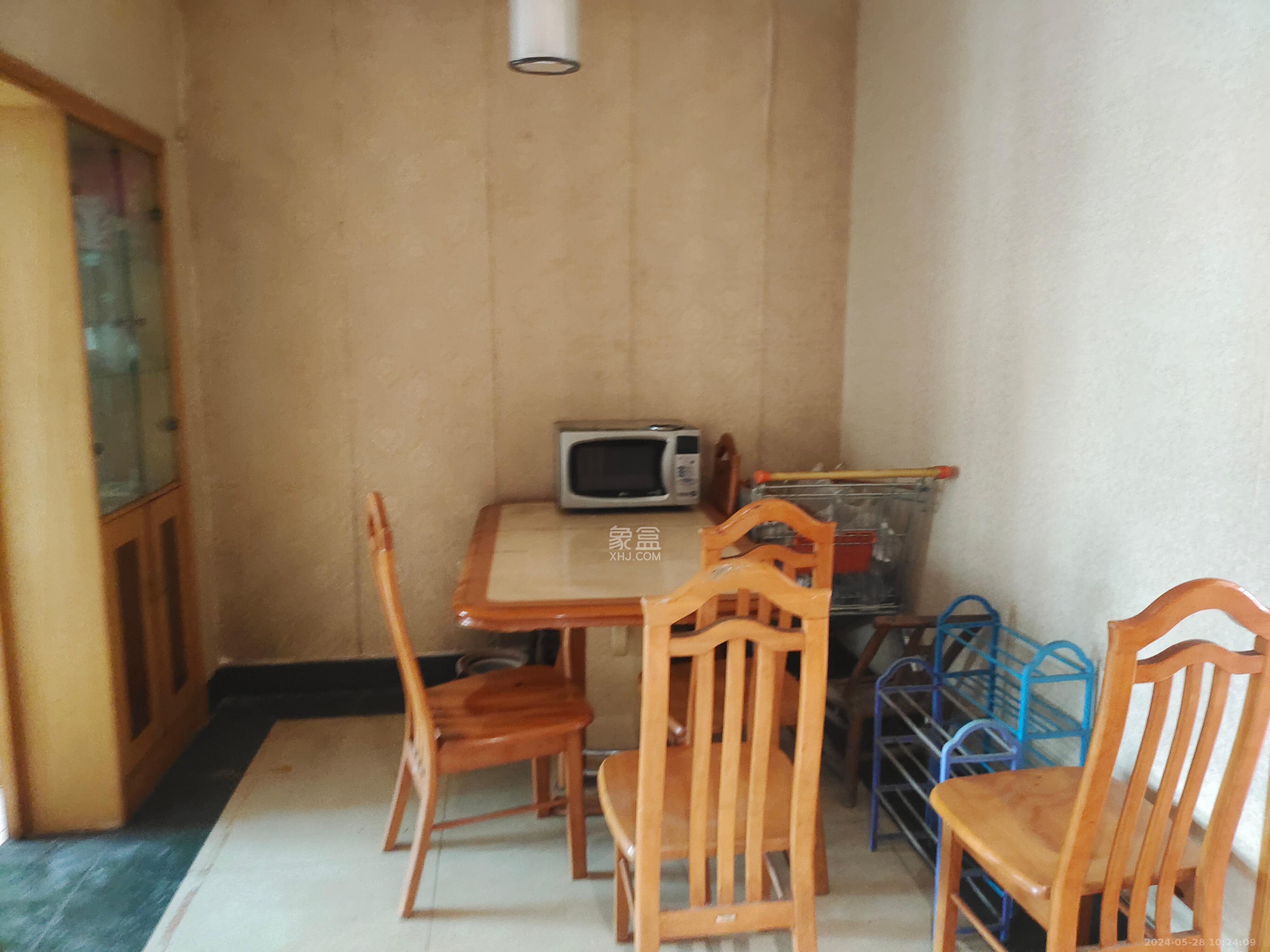 名都花園  2室2廳1衛(wèi)    1900.0元/月室內(nèi)圖