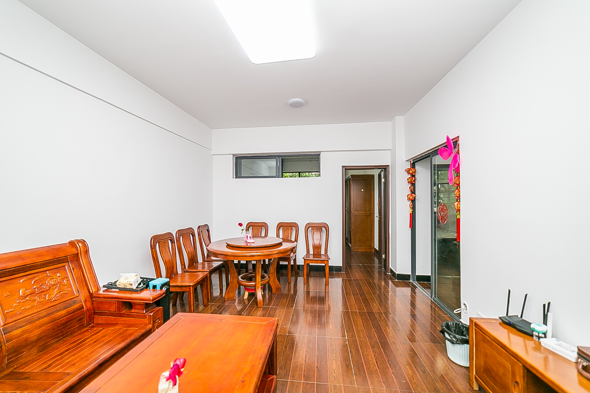 湘水一城(一期) 2室2厅1卫 60.0万 湘水一城(一期) 2室2厅1卫 60.0万客厅