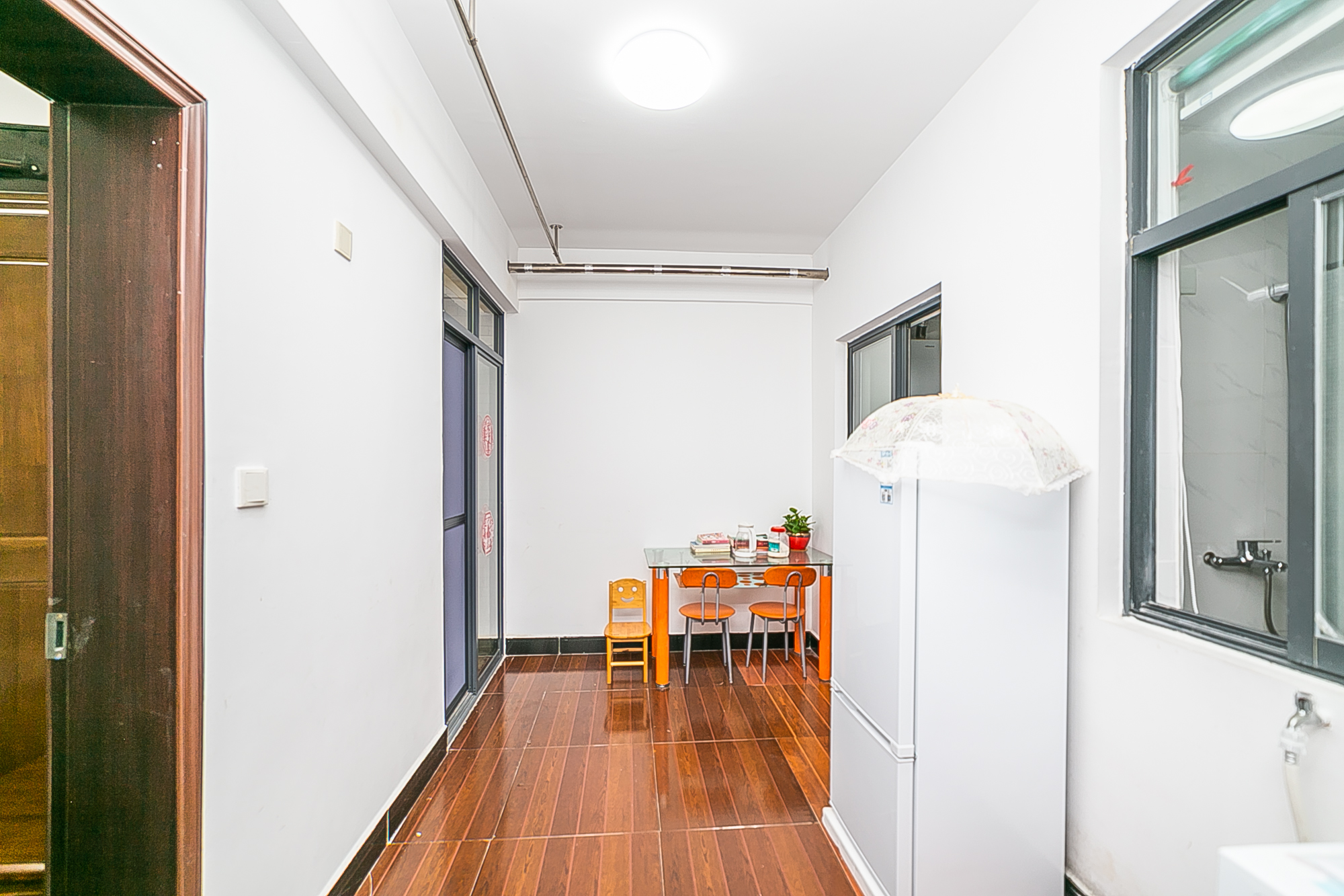 湘水一城(一期) 2室2厅1卫 60.0万 湘水一城(一期) 2室2厅1卫 60.0万客厅