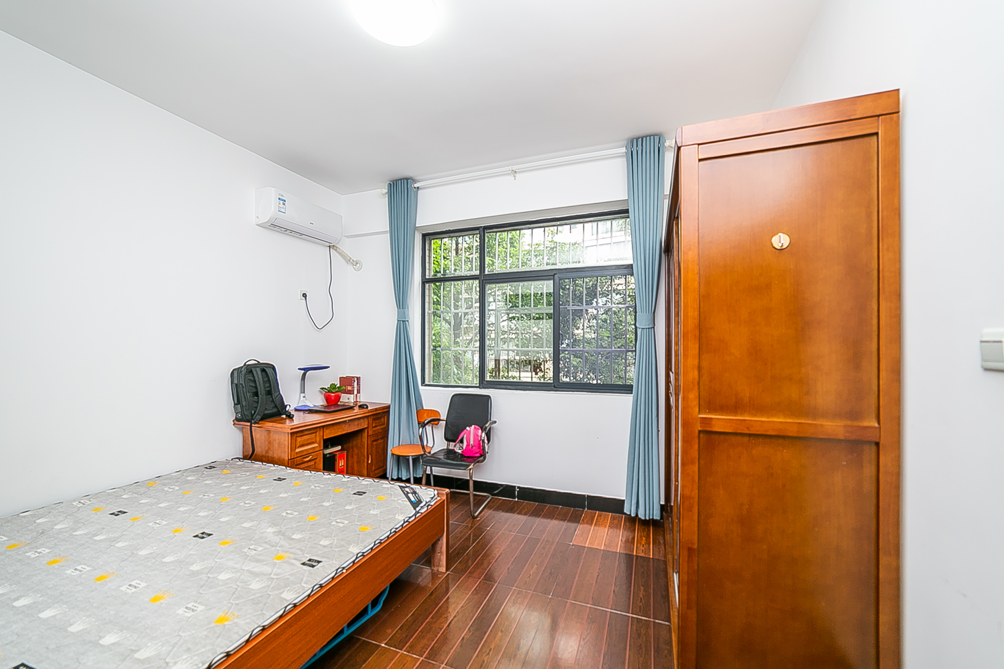 湘水一城(一期) 2室2厅1卫 60.0万 湘水一城(一期) 2室2厅1卫 60.0万卧室