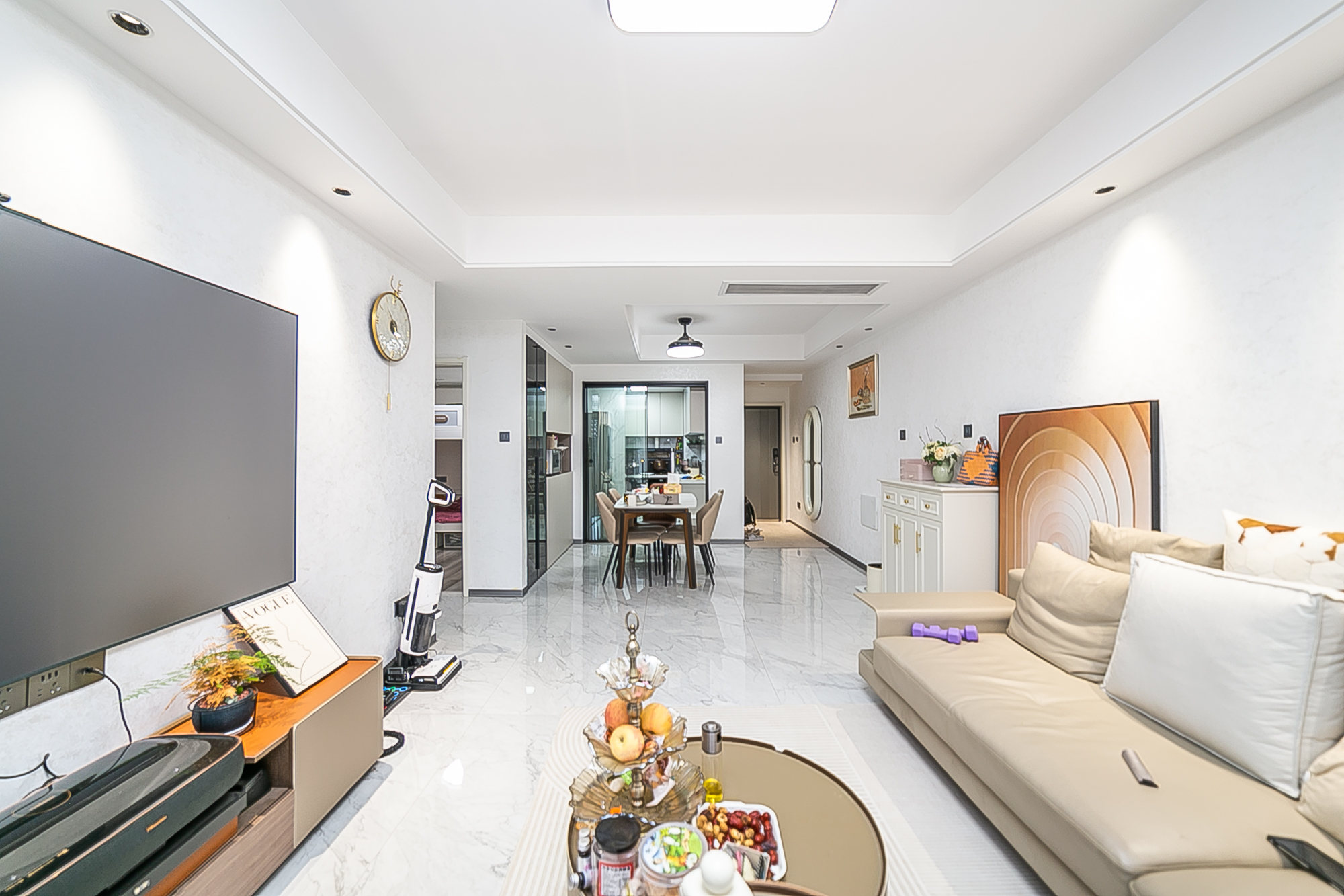 慢步江湾  2室2厅1卫    140.0万客厅