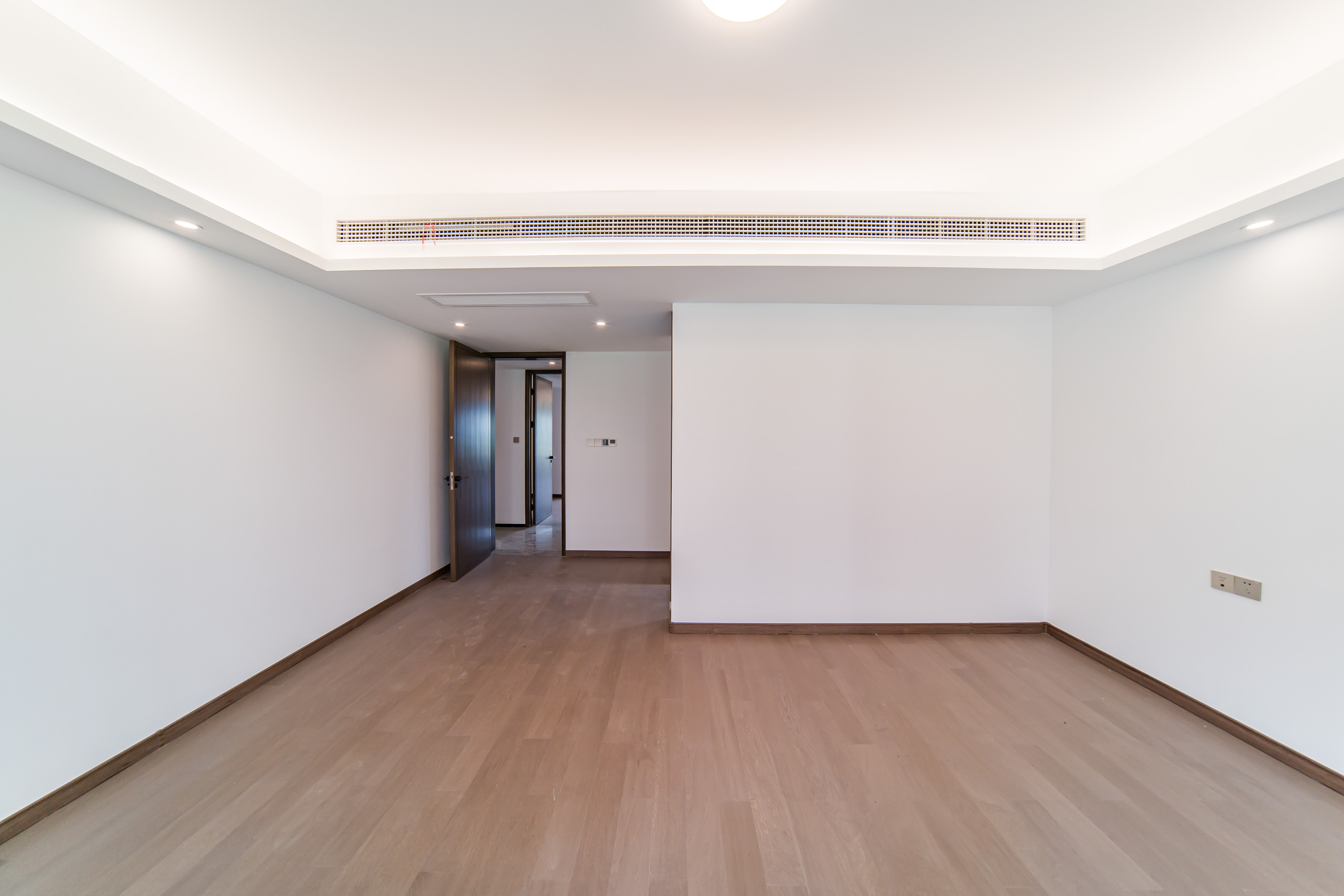 建发电建江山悦  4室2厅3卫   460.00万卧室