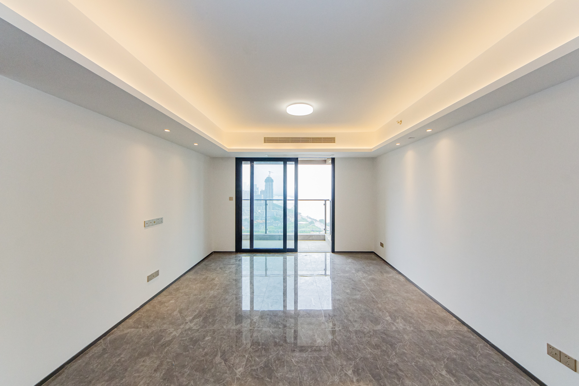 北辰瀚江府  3室2厅2卫    252.0万客厅