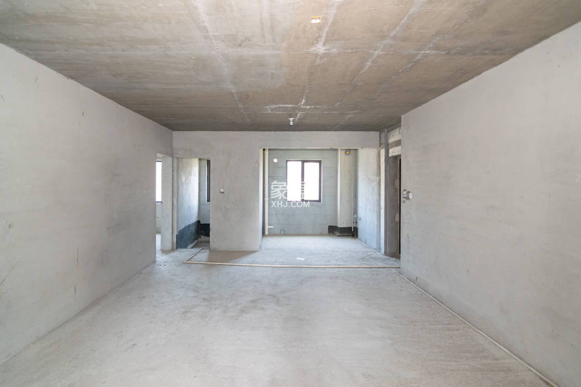 湾田望江府  4室2厅2卫    85.0万 湾田望江府  4室2厅2卫    85.0万客厅