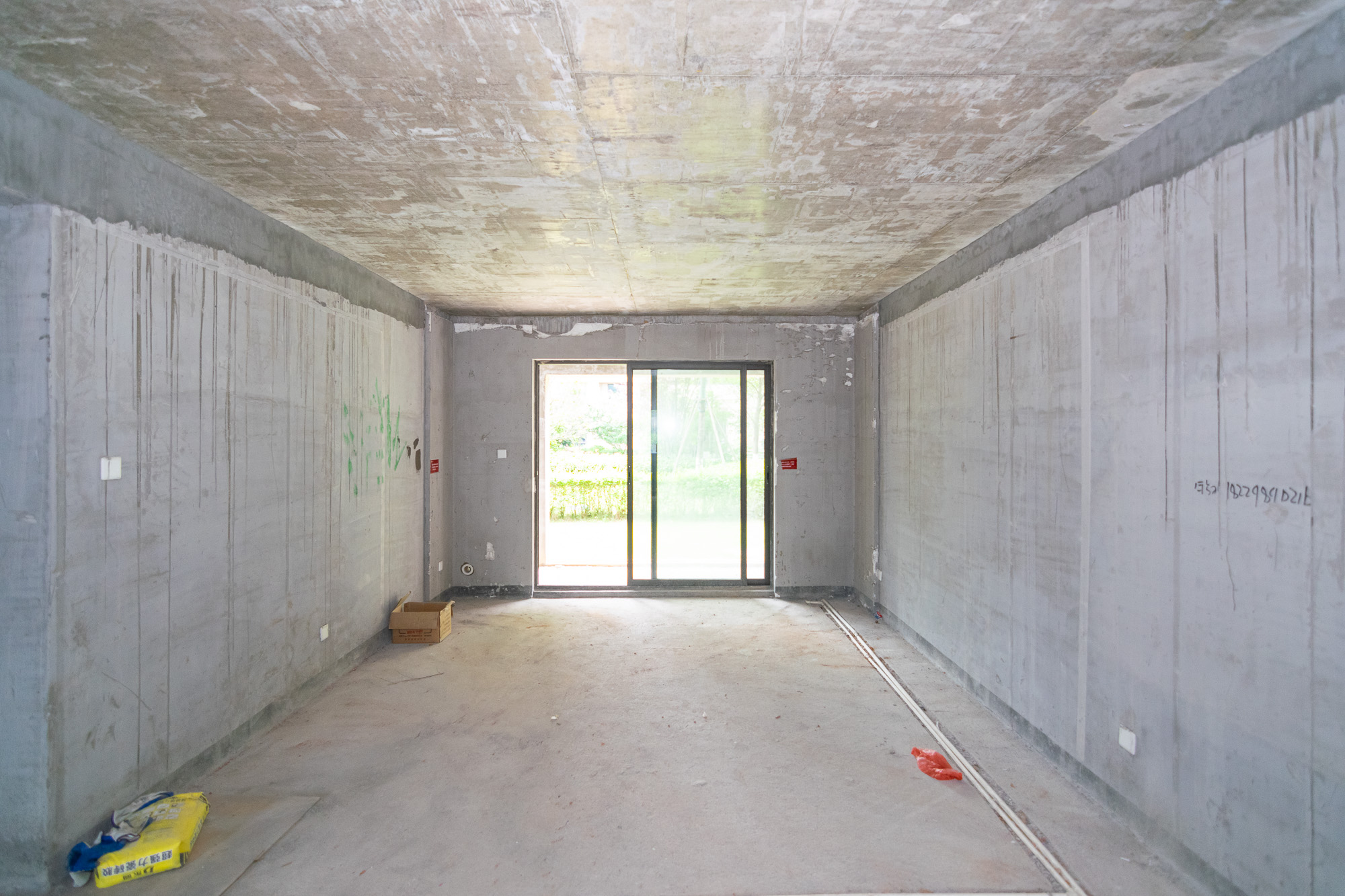 华润桃源里  4室2厅2卫    105.0万 华润桃源里  4室2厅2卫    105.0万