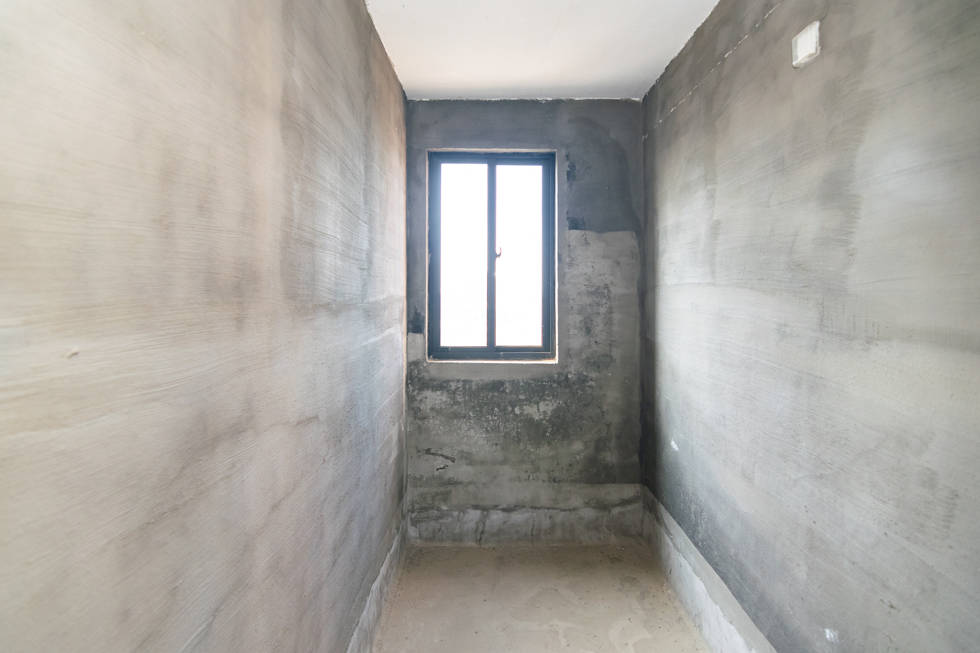 丽景华庭  6室2厅3卫    95.0万 丽景华庭  6室2厅3卫    95.0万卫生间