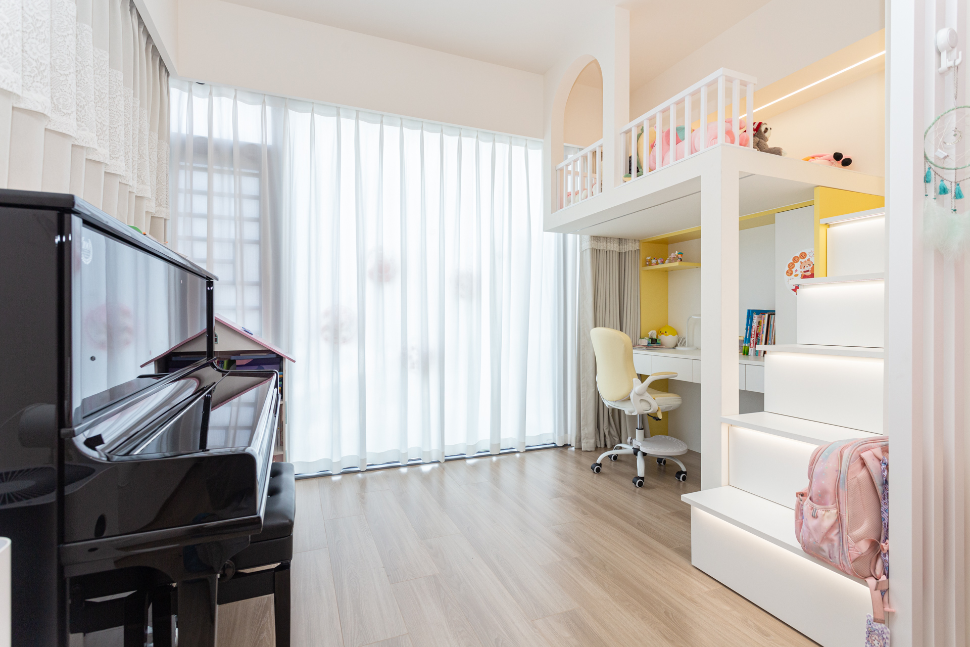 润和湘江天地E区 4室2厅3卫 420.0万 润和湘江天地E区 4室2厅3卫 420.0万卧室