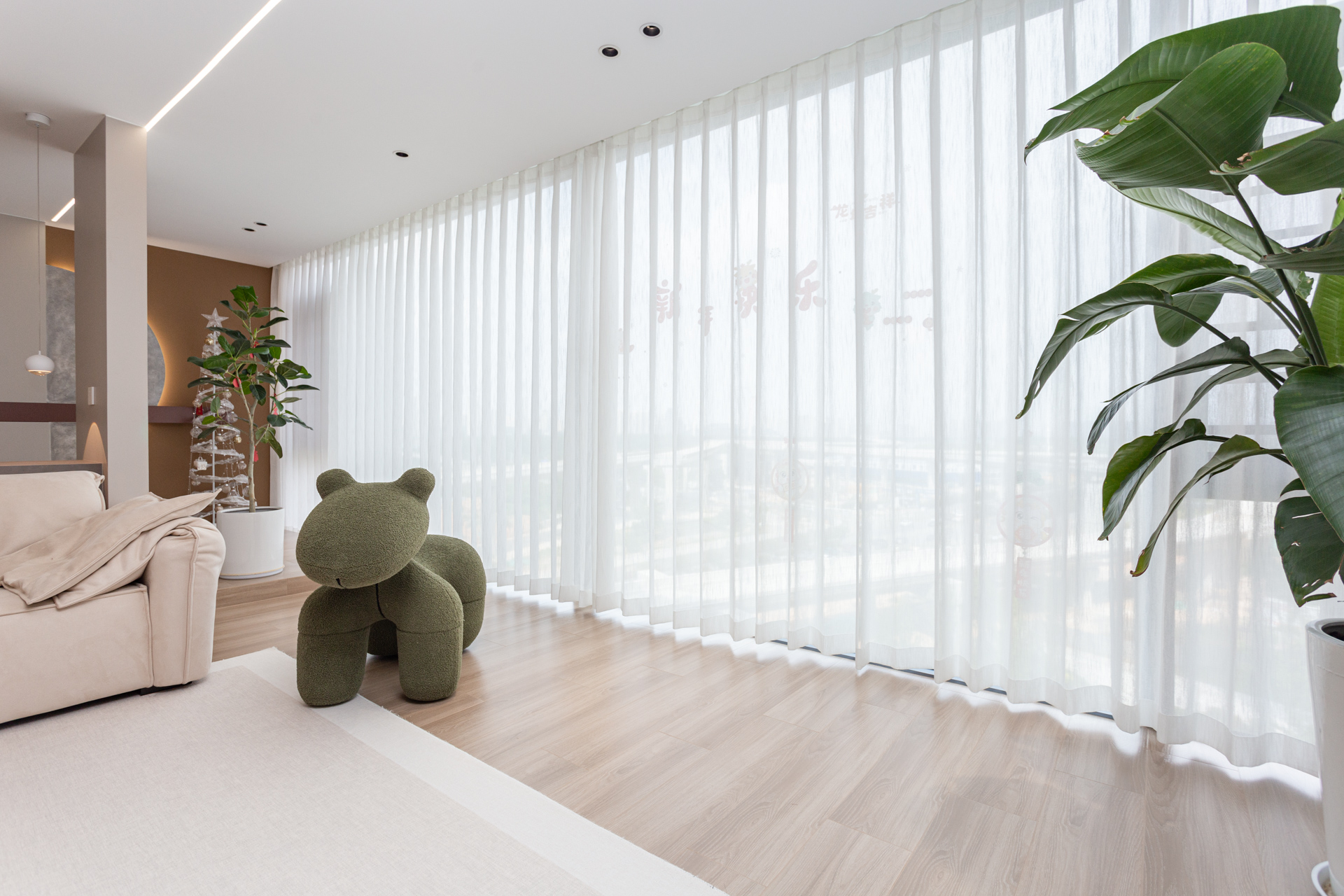 润和湘江天地E区 4室2厅3卫 420.0万 润和湘江天地E区 4室2厅3卫 420.0万阳台