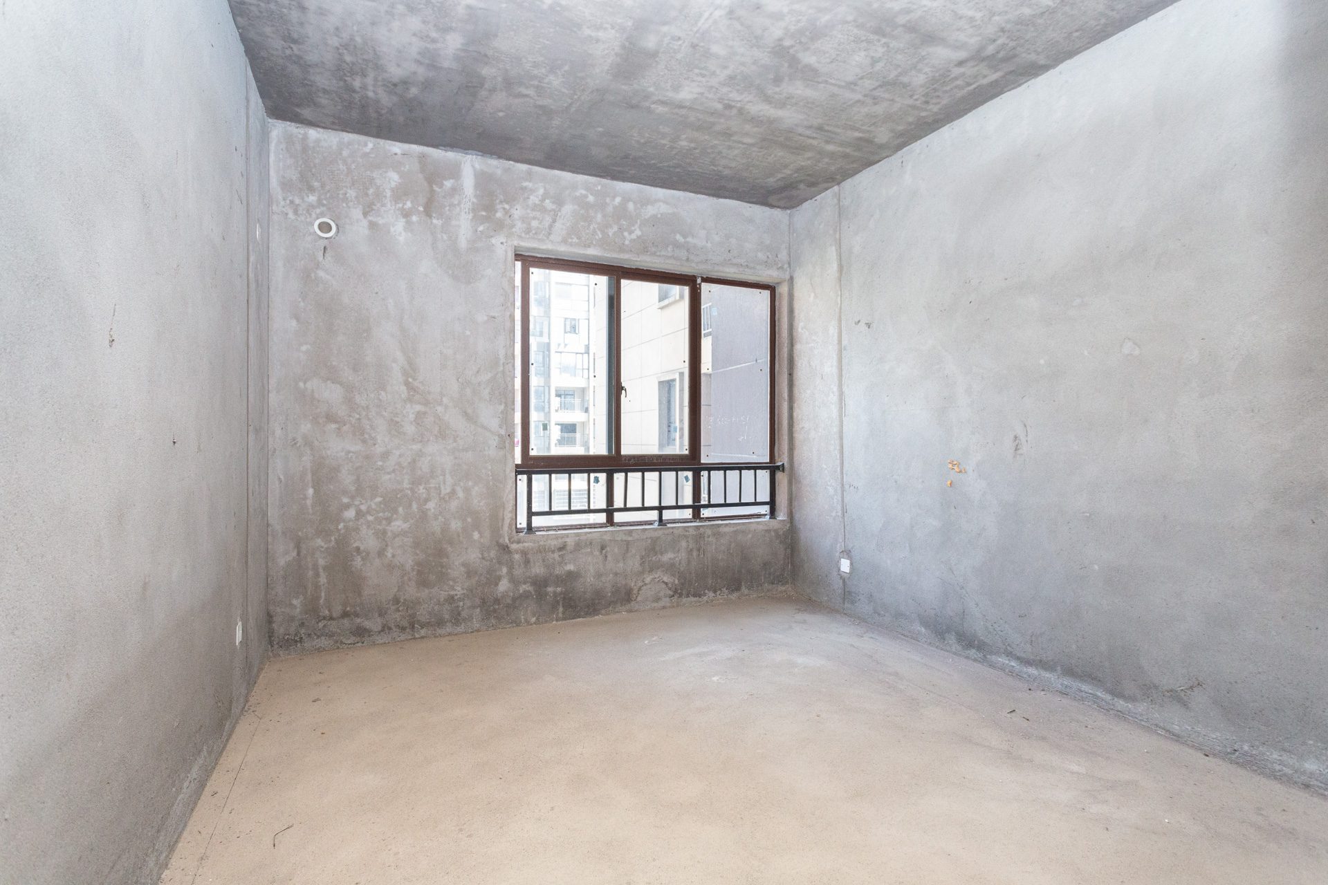 星月绿洲 4室2厅2卫 110.0万 星月绿洲 4室2厅2卫 110.0万卧室