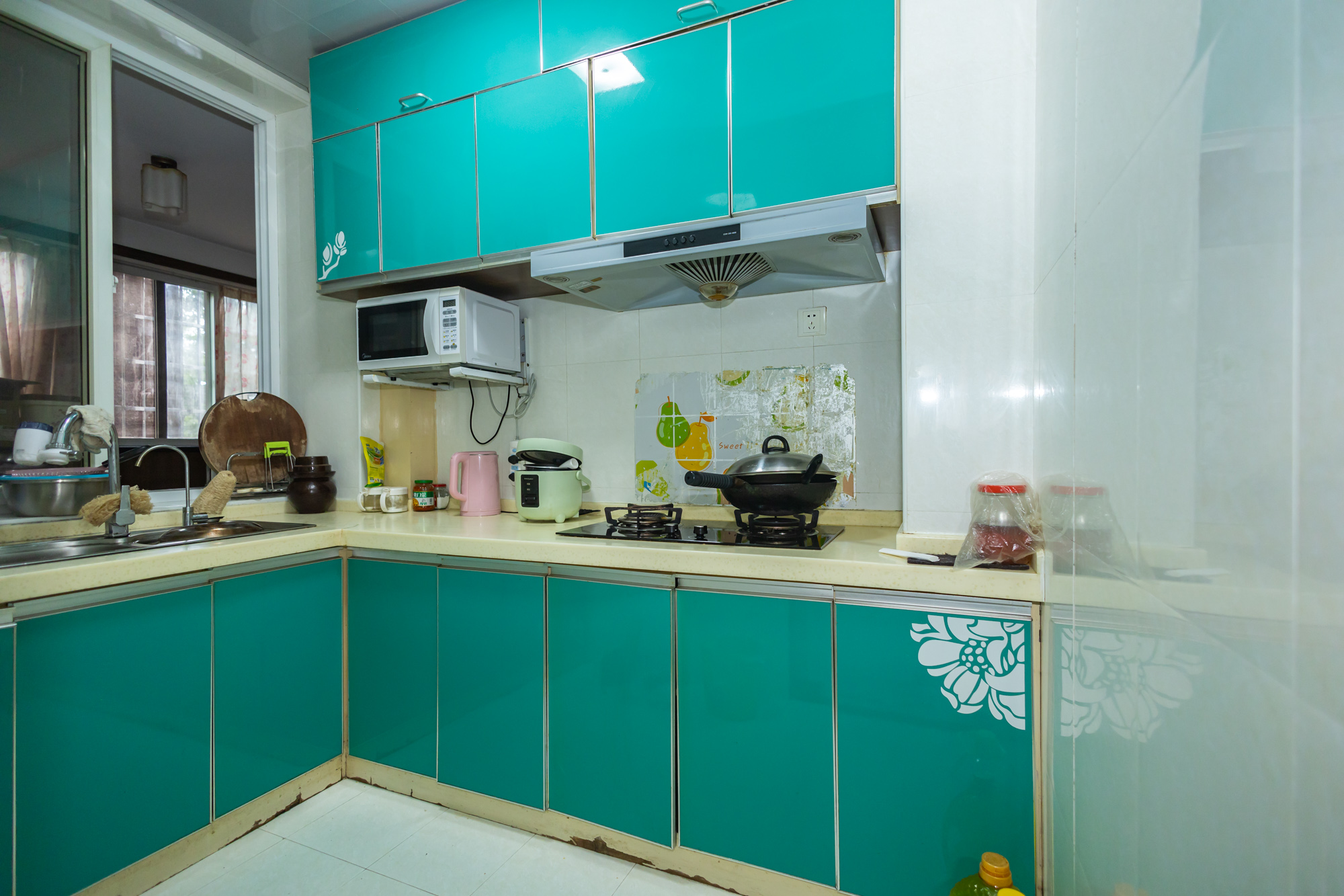 楚天馨苑 3室2厅1卫 70.1万 楚天馨苑 3室2厅1卫 70.1万厨房