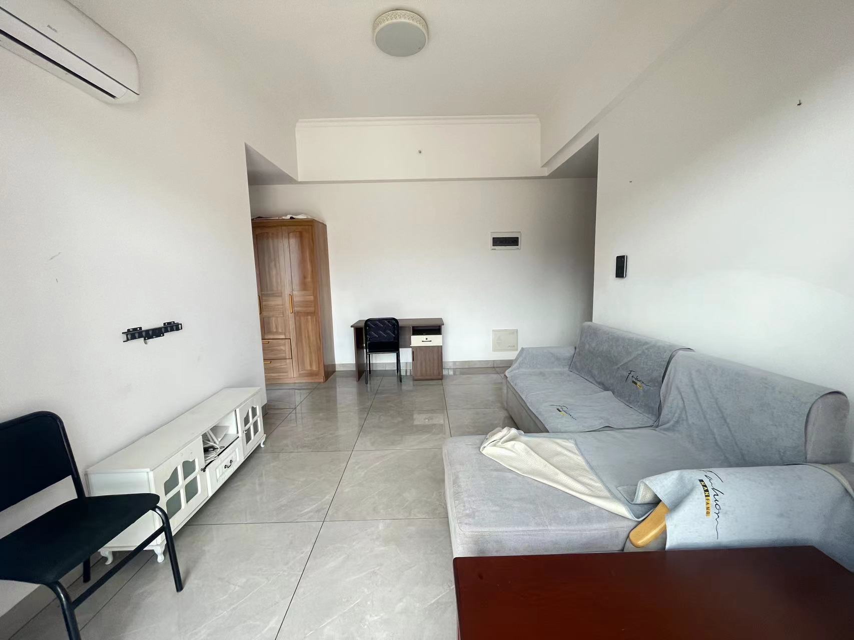 白金汉宫 1室1厅1卫 29.80万 白金汉宫 1室1厅1卫 29.80万室内图