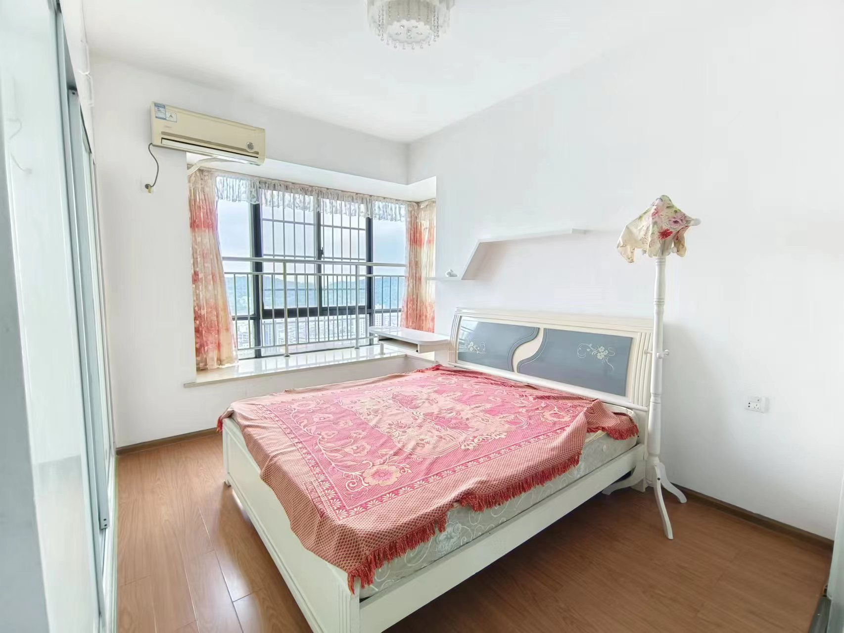 圣华名城建设北路110号 3室2厅2卫 42.0万 圣华名城建设北路110号 3室2厅2卫 42.0万室内图