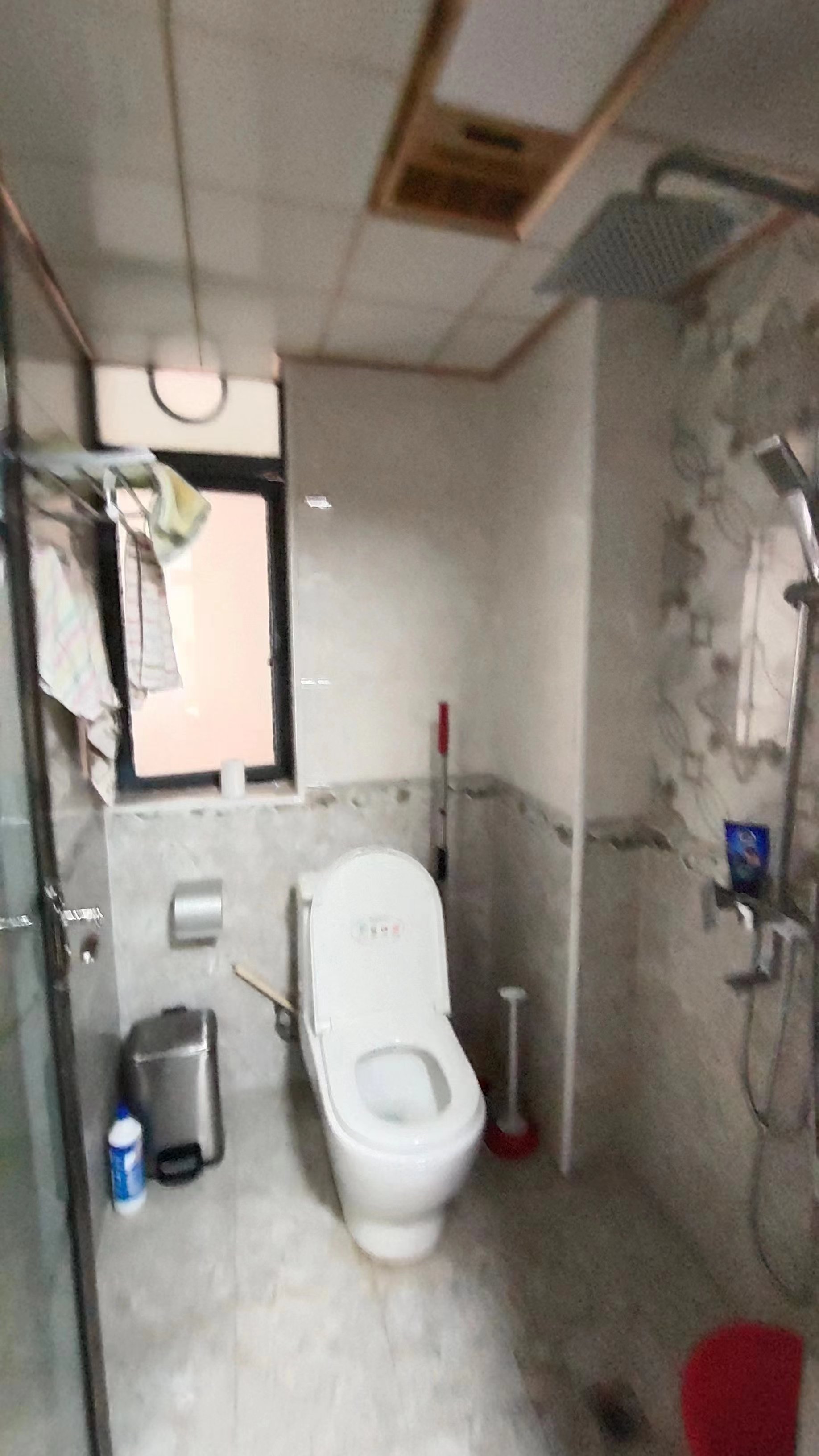 珠江愉景新城  3室2厅1卫   2200.00元/月室内图