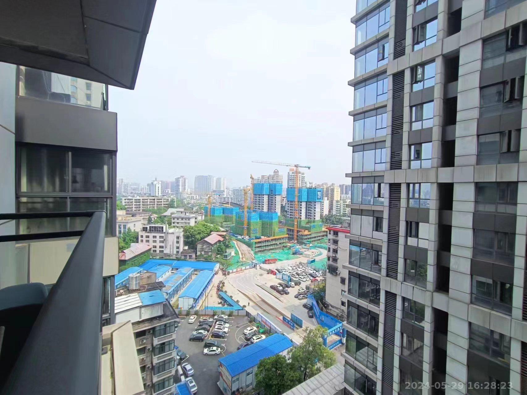 大汉希尔顿 2室2厅1卫 2400.00元/月 大汉希尔顿 2室2厅1卫 2400.00元/月室内图