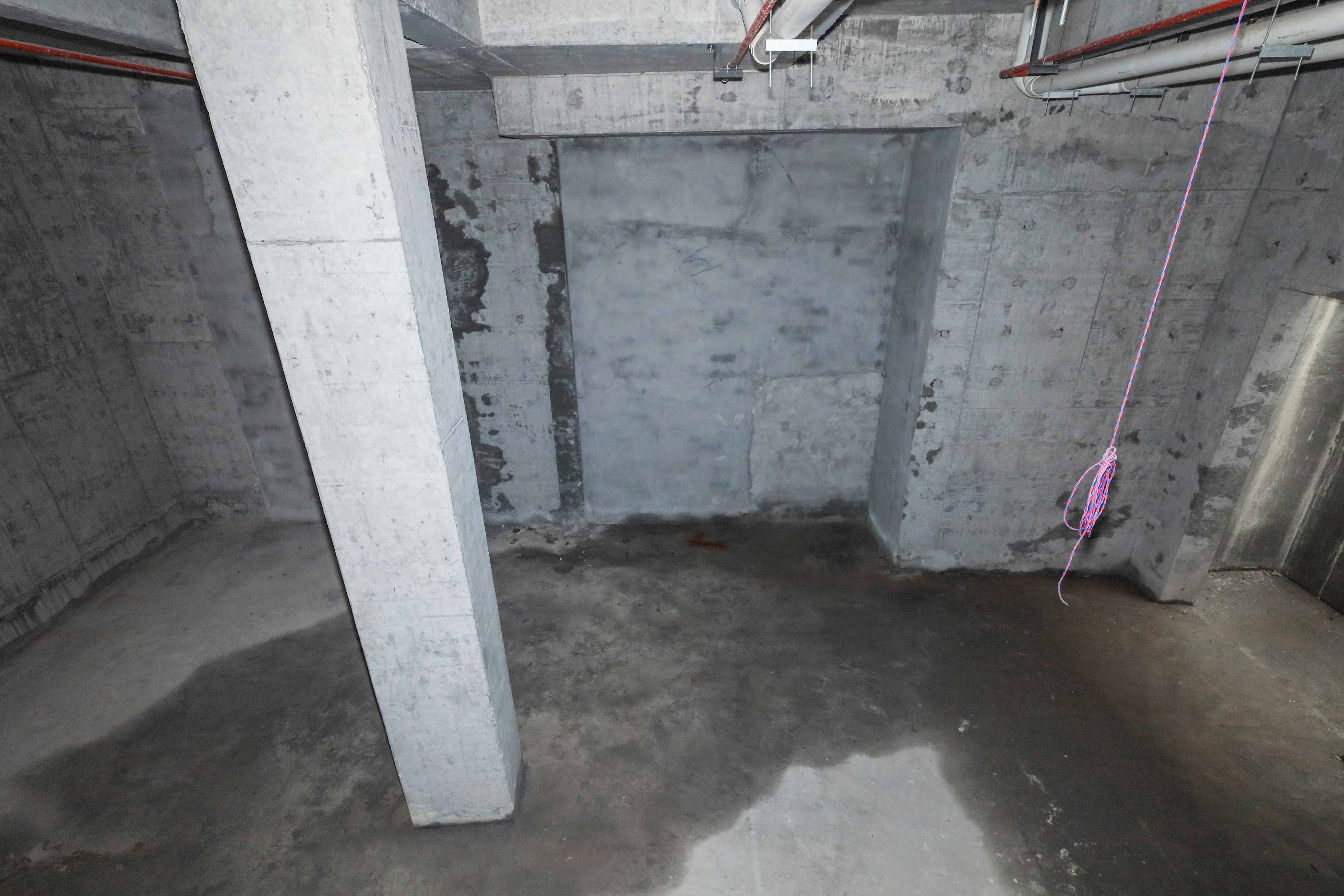 绿地麓湖郡  4室2厅3卫   425.00万其他