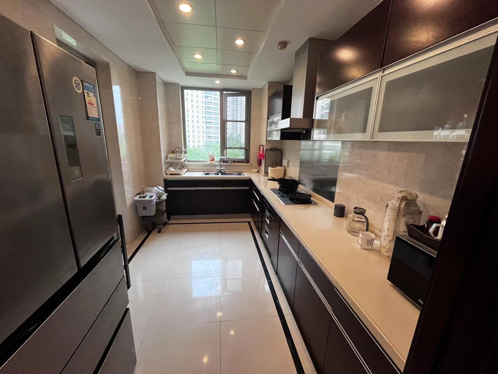 晋合湘水湾二期 5室2厅3卫 220.0万 晋合湘水湾二期 5室2厅3卫 220.0万室内图