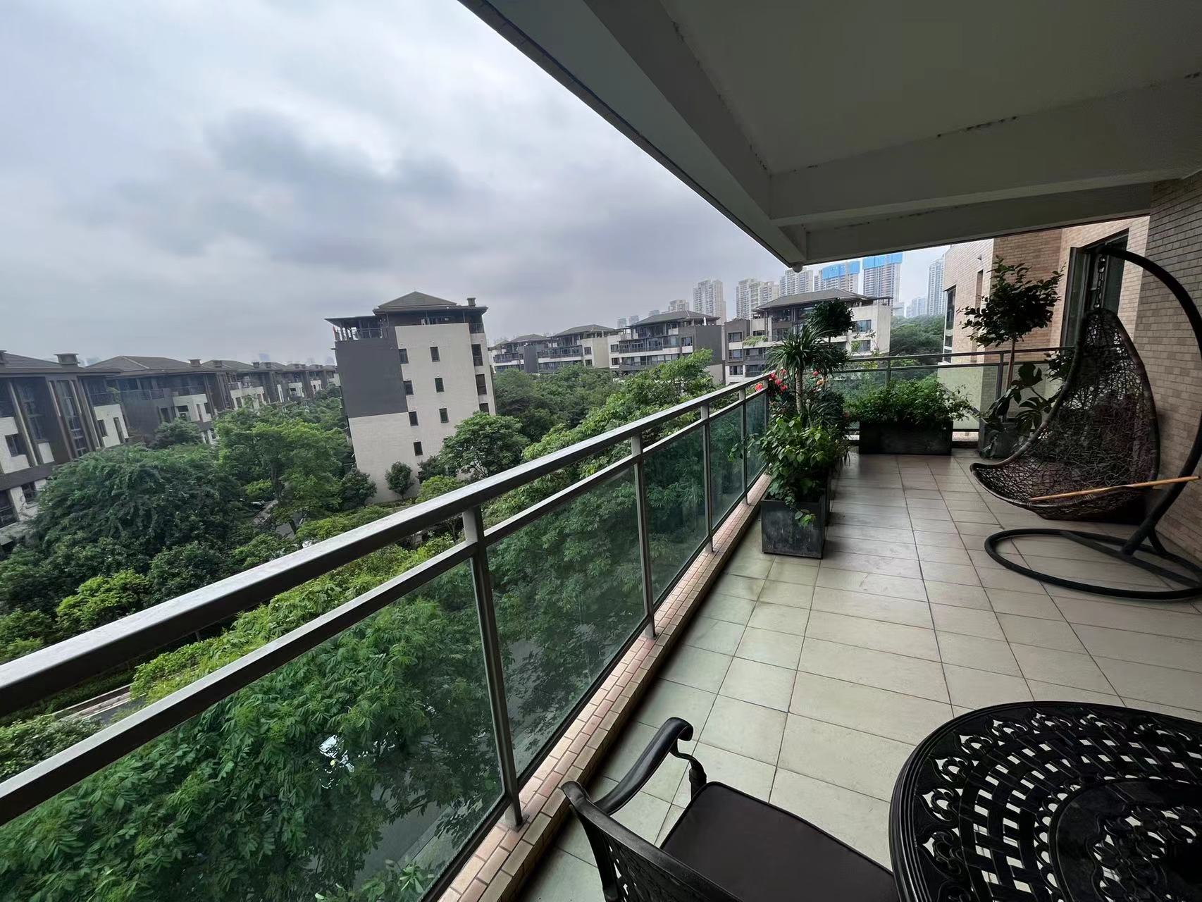 晋合湘水湾二期 5室2厅3卫 220.0万 晋合湘水湾二期 5室2厅3卫 220.0万室内图