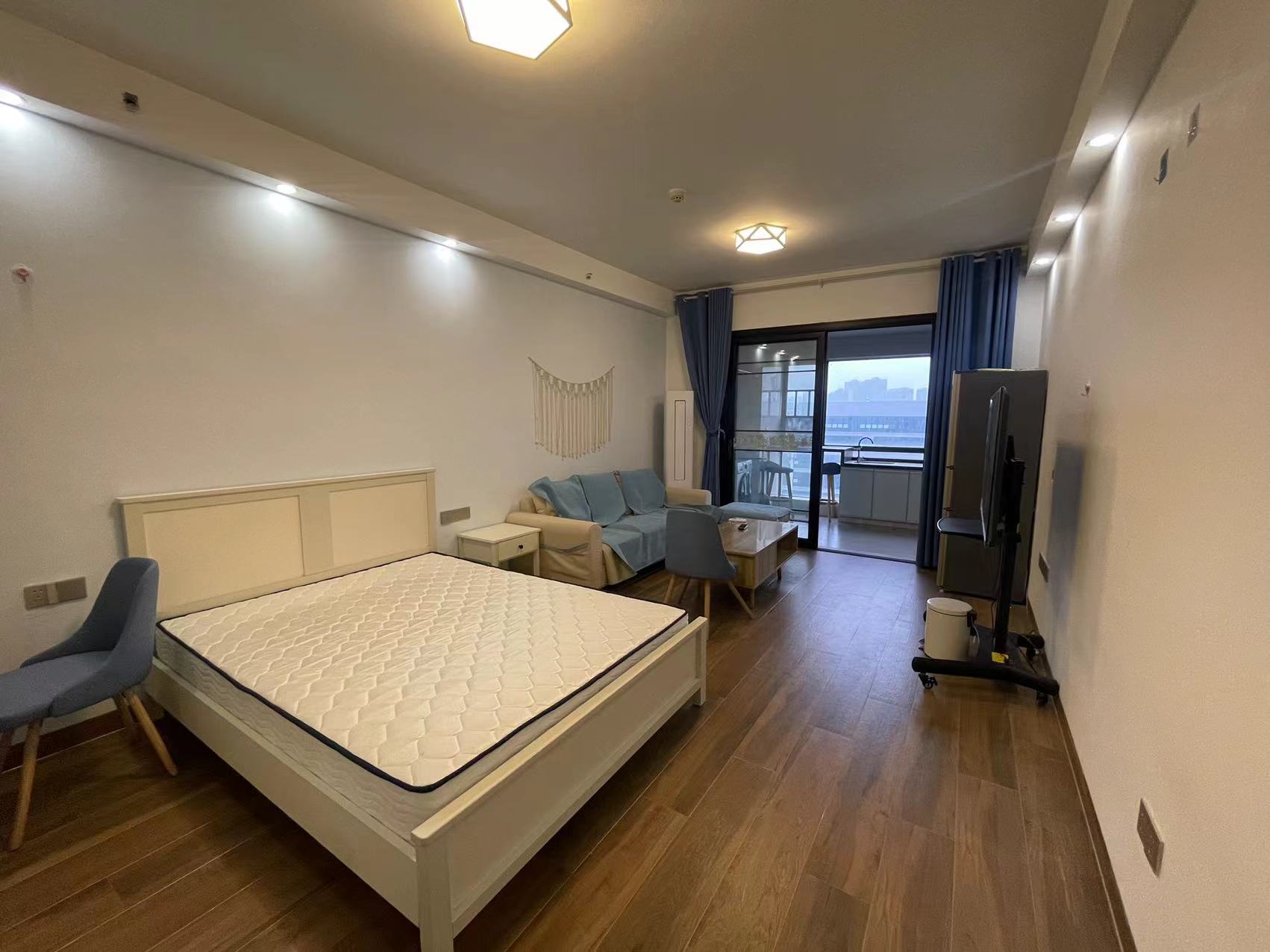 山水洲城华晨第一城 1室1厅1卫 24.3万 山水洲城华晨第一城 1室1厅1卫 24.3万室内图