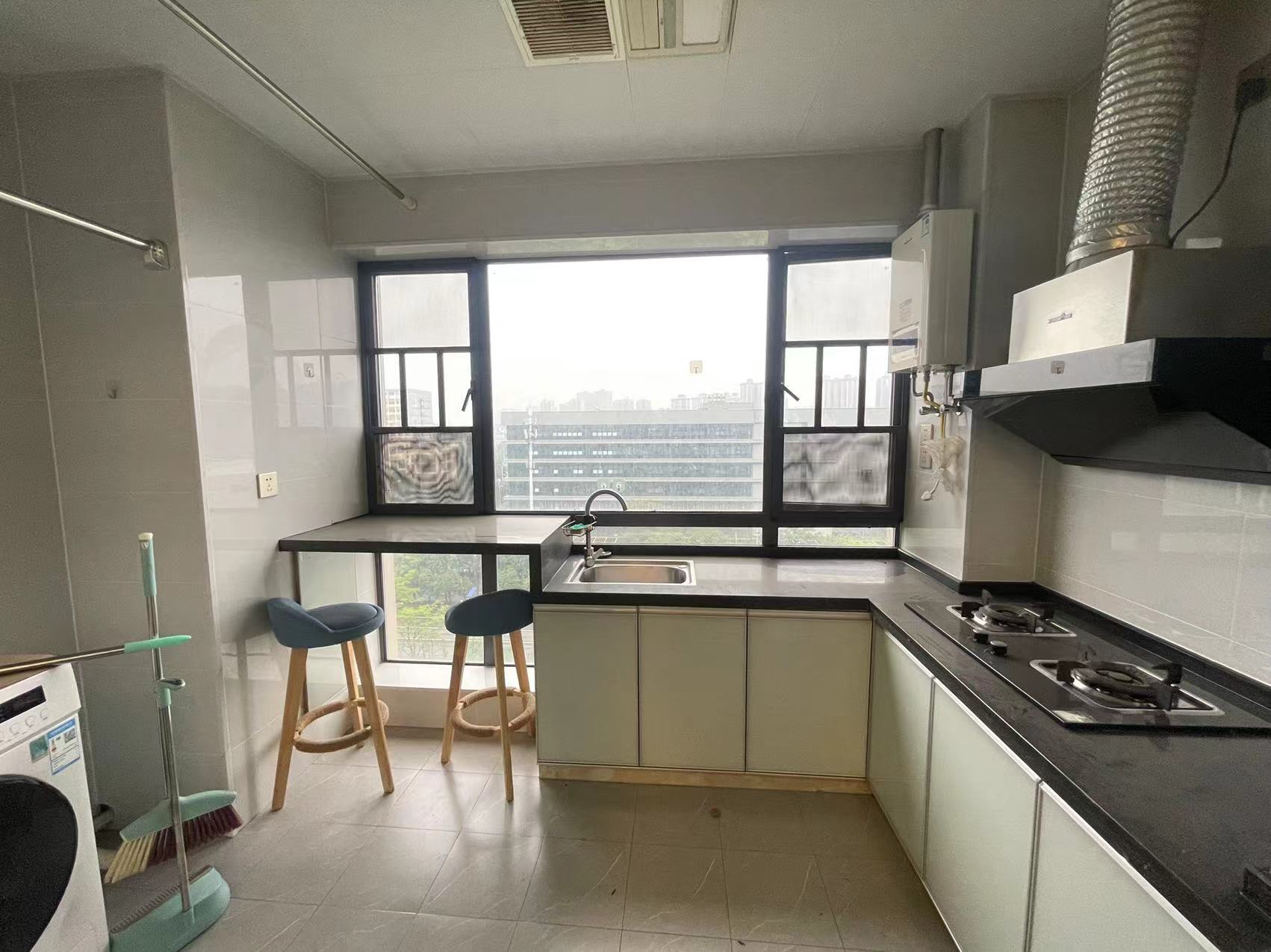 山水洲城华晨第一城 1室1厅1卫 24.3万 山水洲城华晨第一城 1室1厅1卫 24.3万室内图