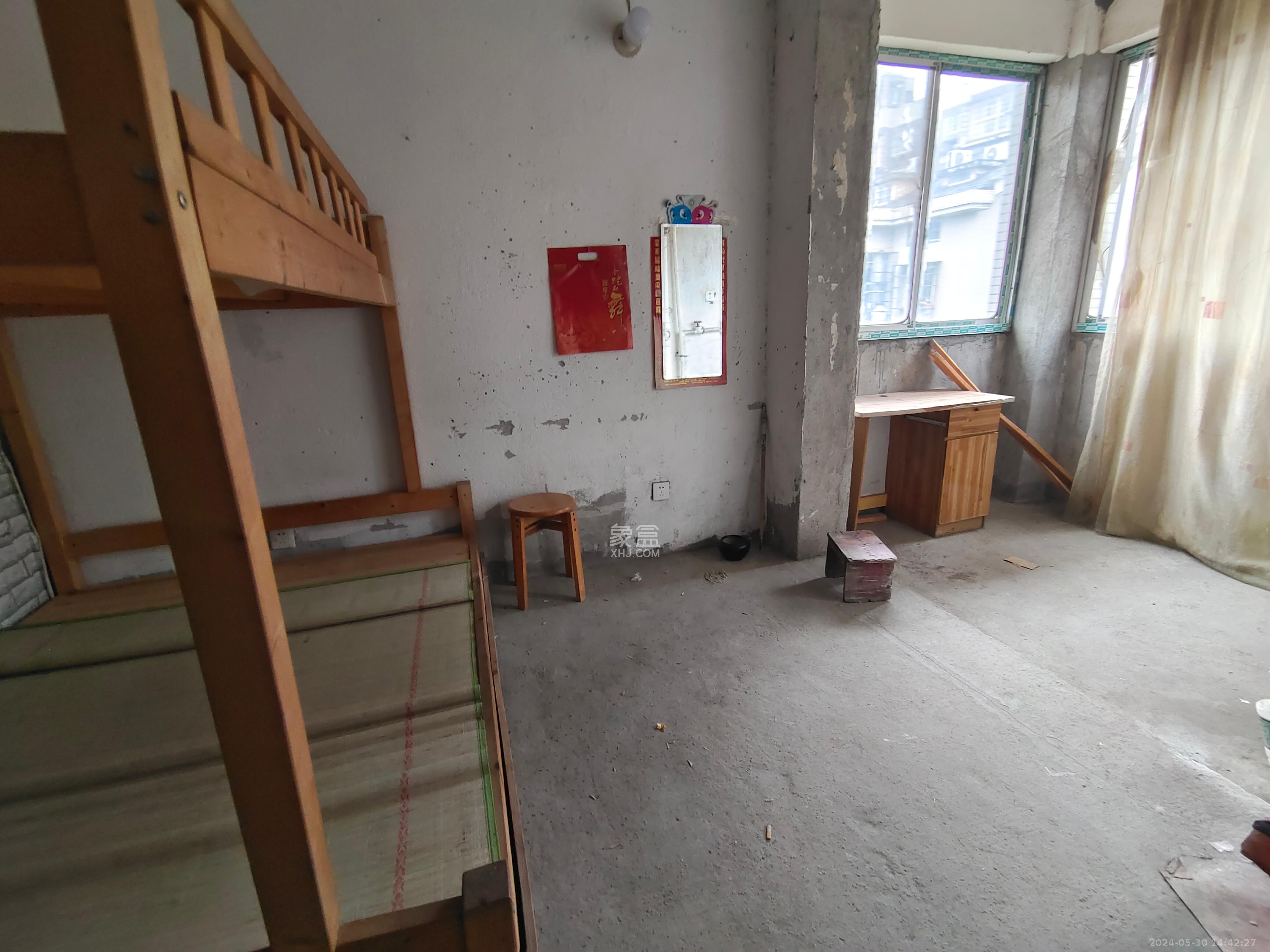 鄱阳小区  2室2厅1卫   1000.00元/月室内图