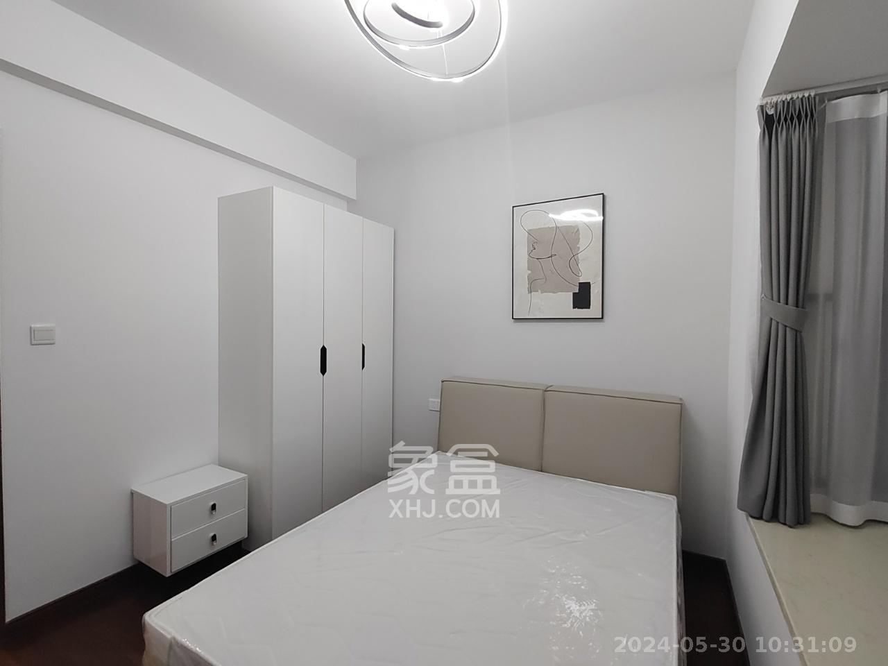 万润滨江天著  4室2厅2卫   4000.00元/月室内图