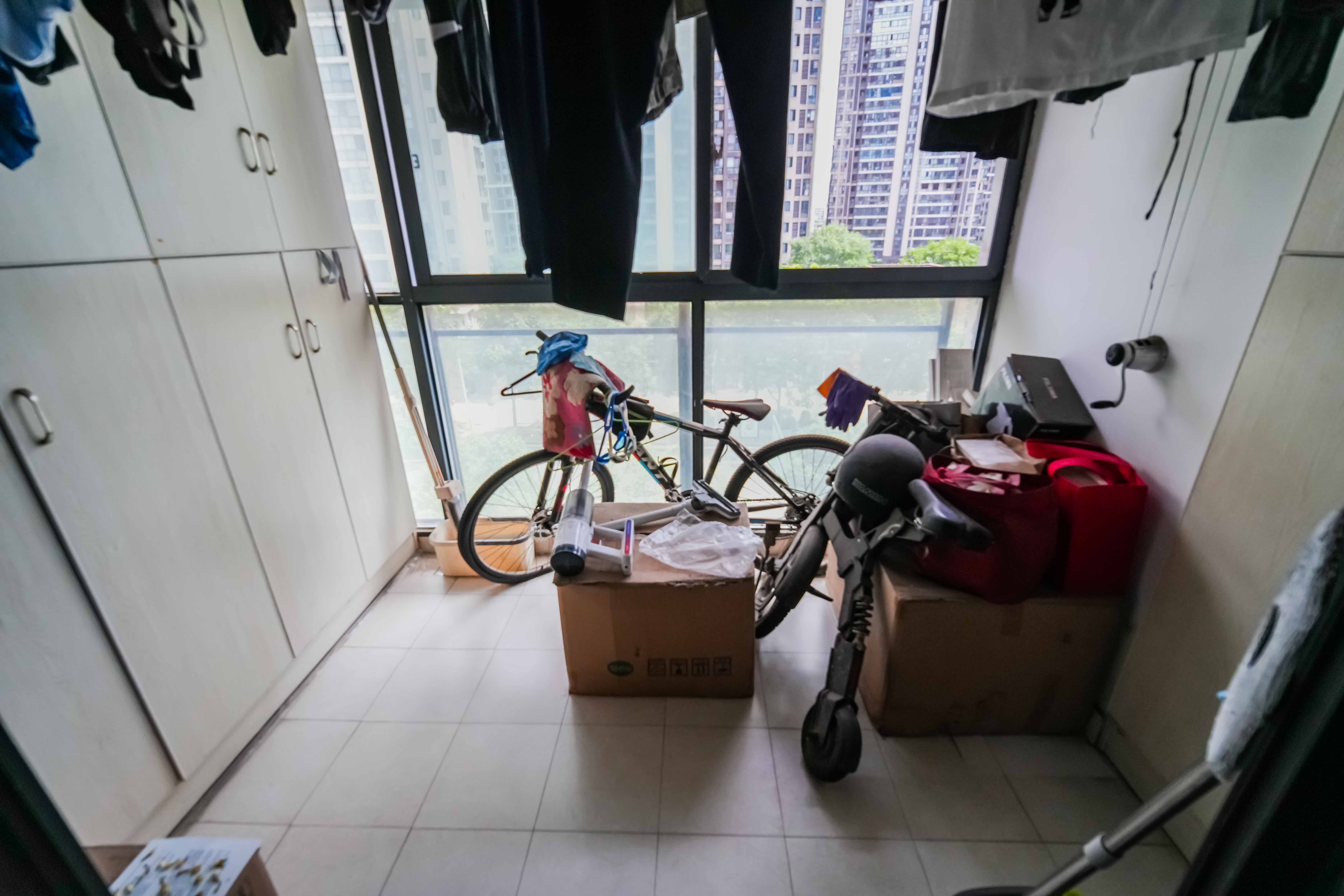 融科东南海 3室2厅2卫 100.0万 融科东南海 3室2厅2卫 100.0万阳台