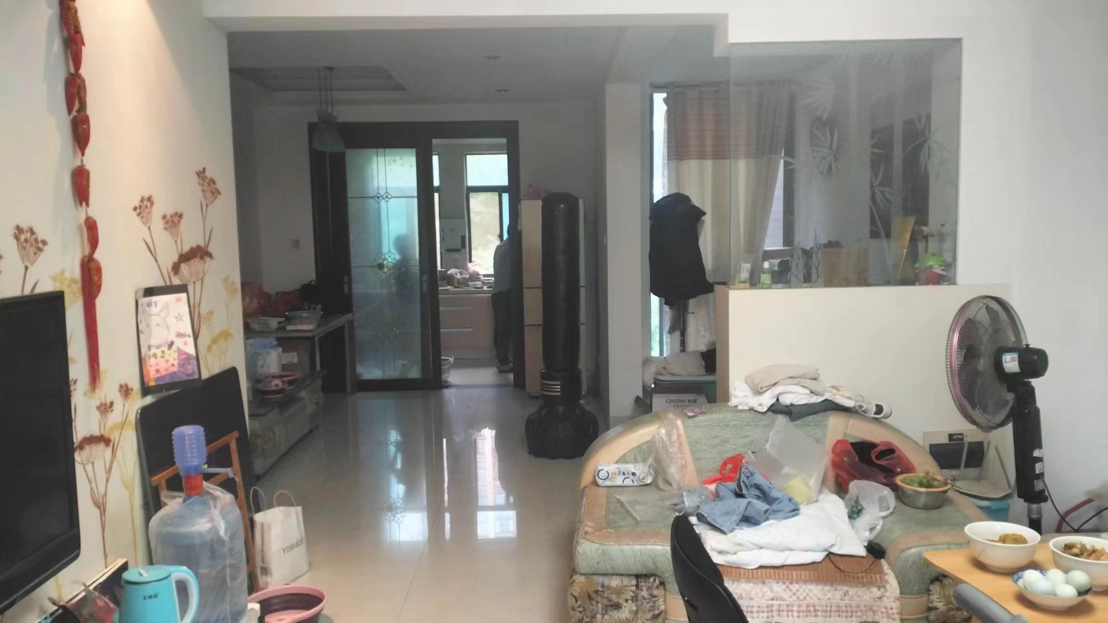 中央皇庭 3室2厅1卫 57.8万 中央皇庭 3室2厅1卫 57.8万室内图