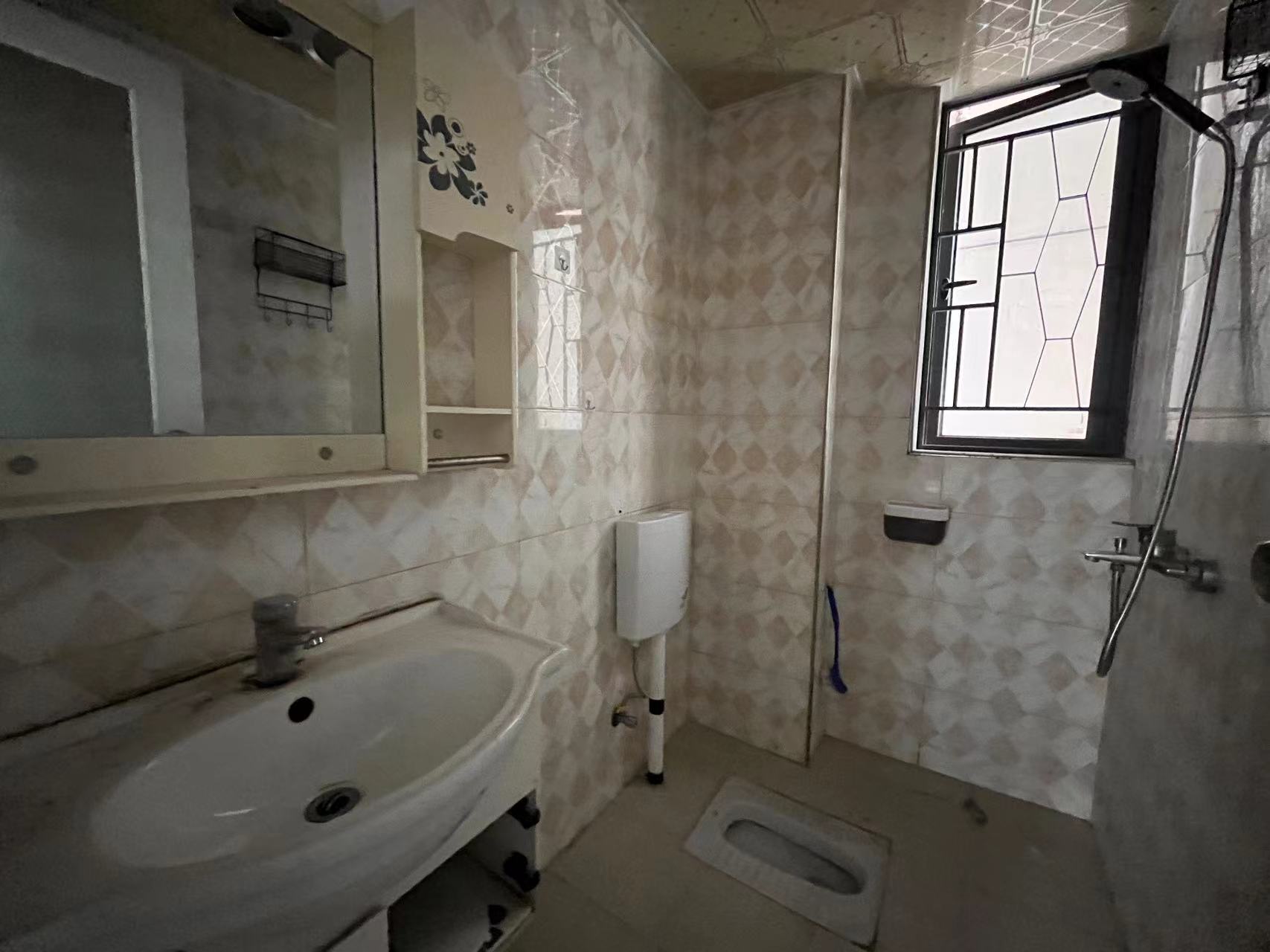 华晨御园 2室2厅1卫 43.80万 华晨御园 2室2厅1卫 43.80万室内图