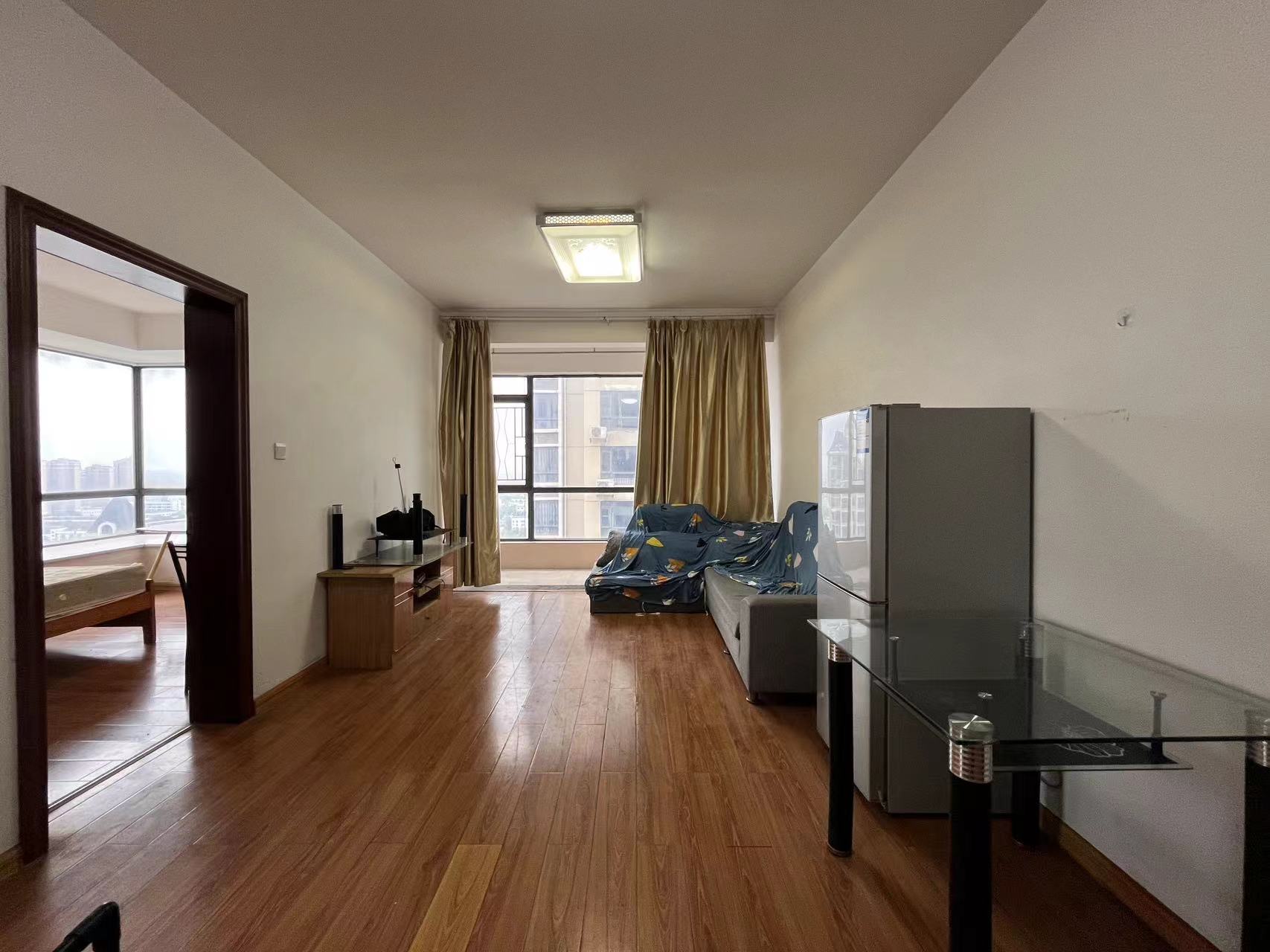 华晨御园 2室2厅1卫 43.80万 华晨御园 2室2厅1卫 43.80万室内图