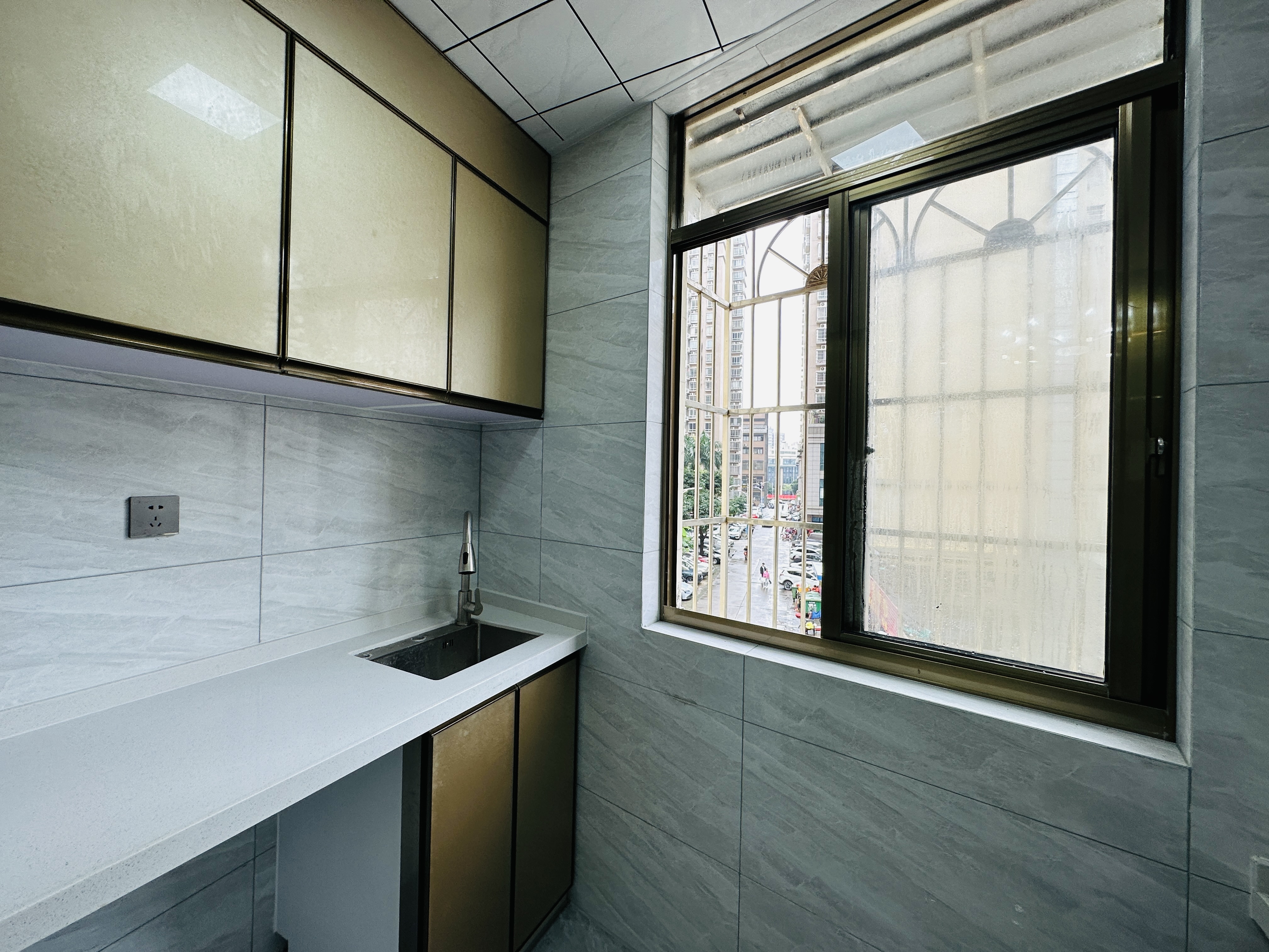 和平城市广场 1室1厅1卫 38.5万 和平城市广场 1室1厅1卫 38.5万厨房