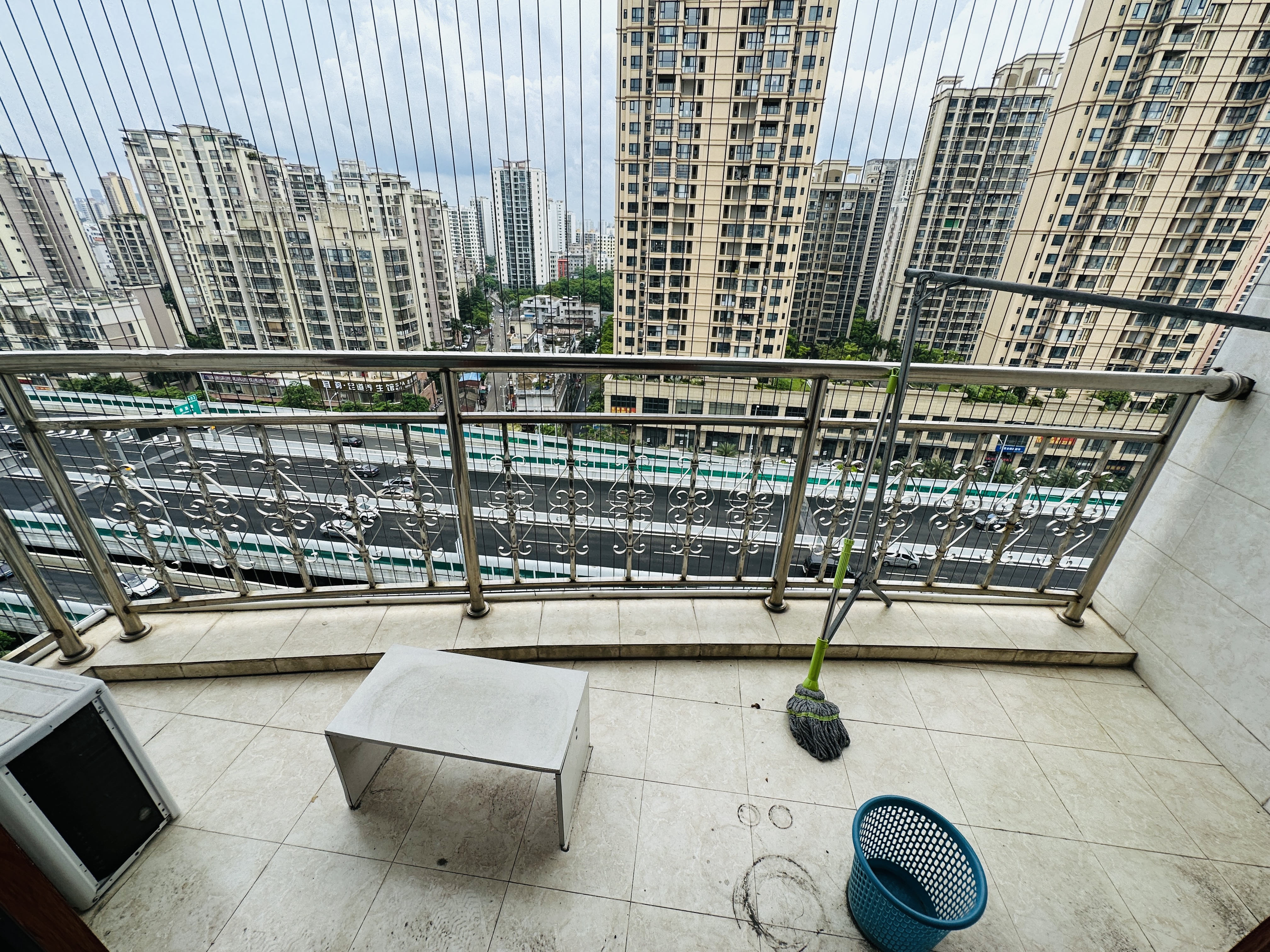 升宇雅苑 3室2厅1卫 128.0万 升宇雅苑 3室2厅1卫 128.0万阳台