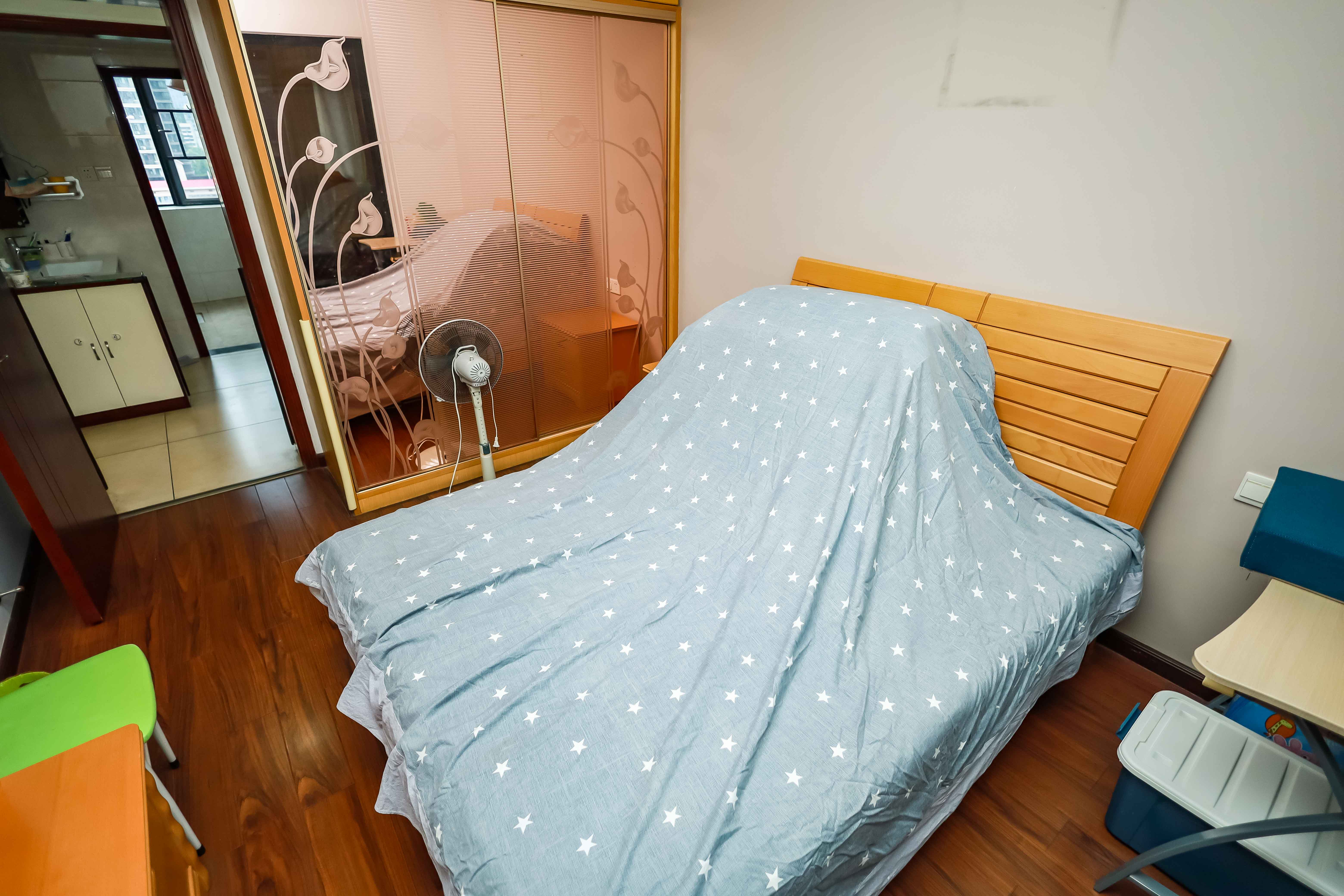 永祺西京  3室2厅2卫    179.8万卧室