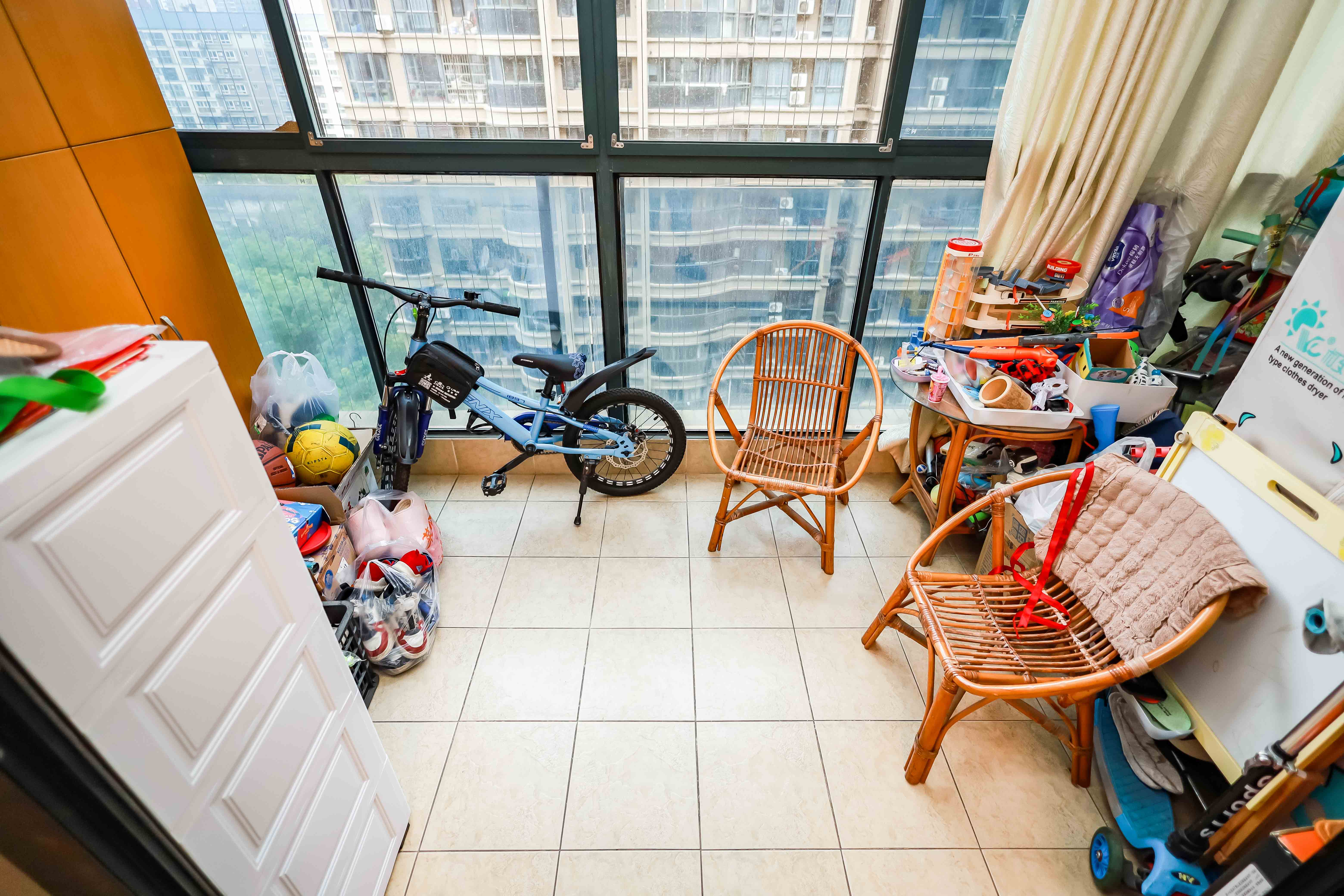 永祺西京  3室2厅2卫    179.8万阳台