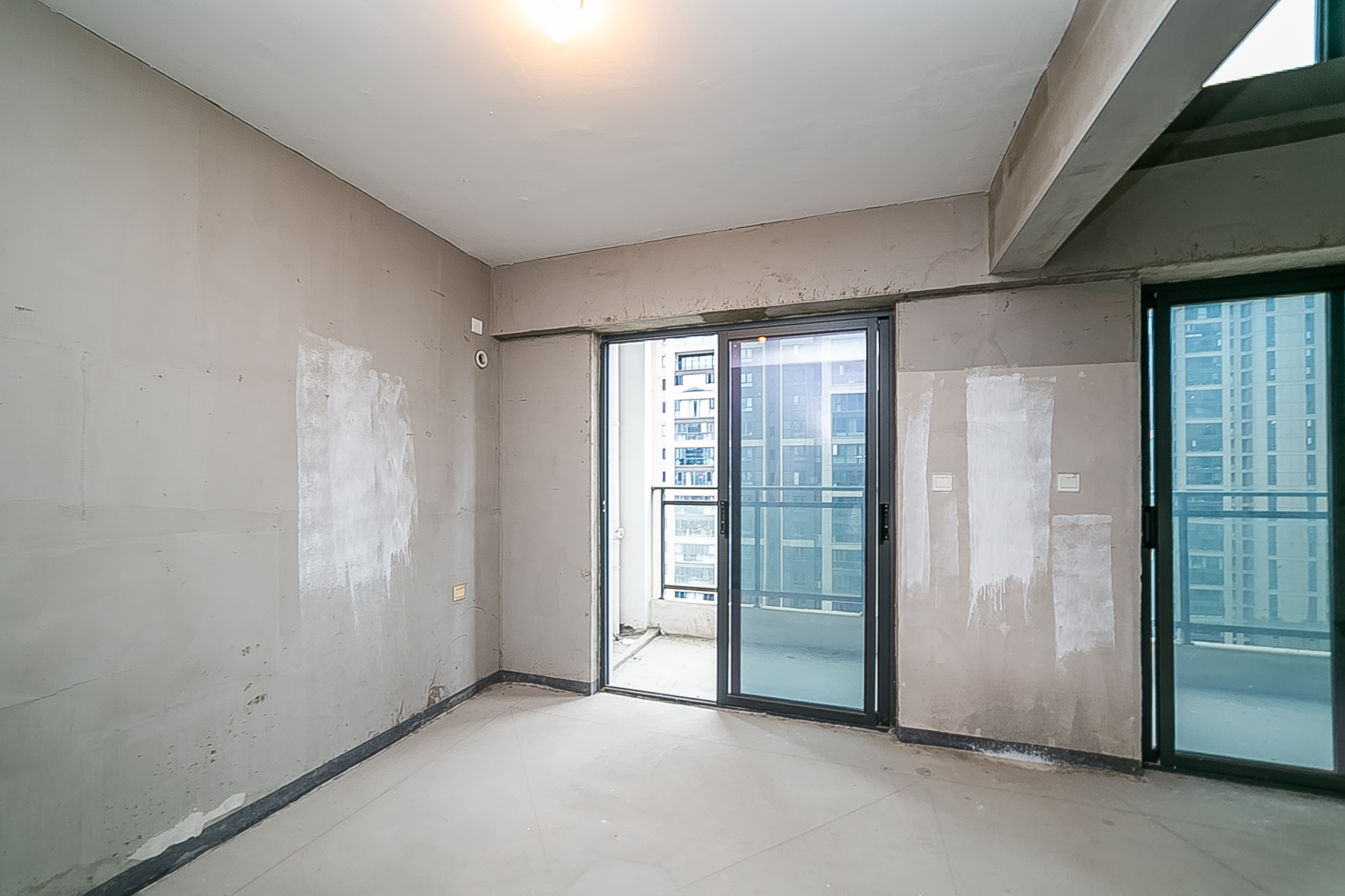 建发中央公园（建发美地）  3室1厅1卫   239.00万卧室