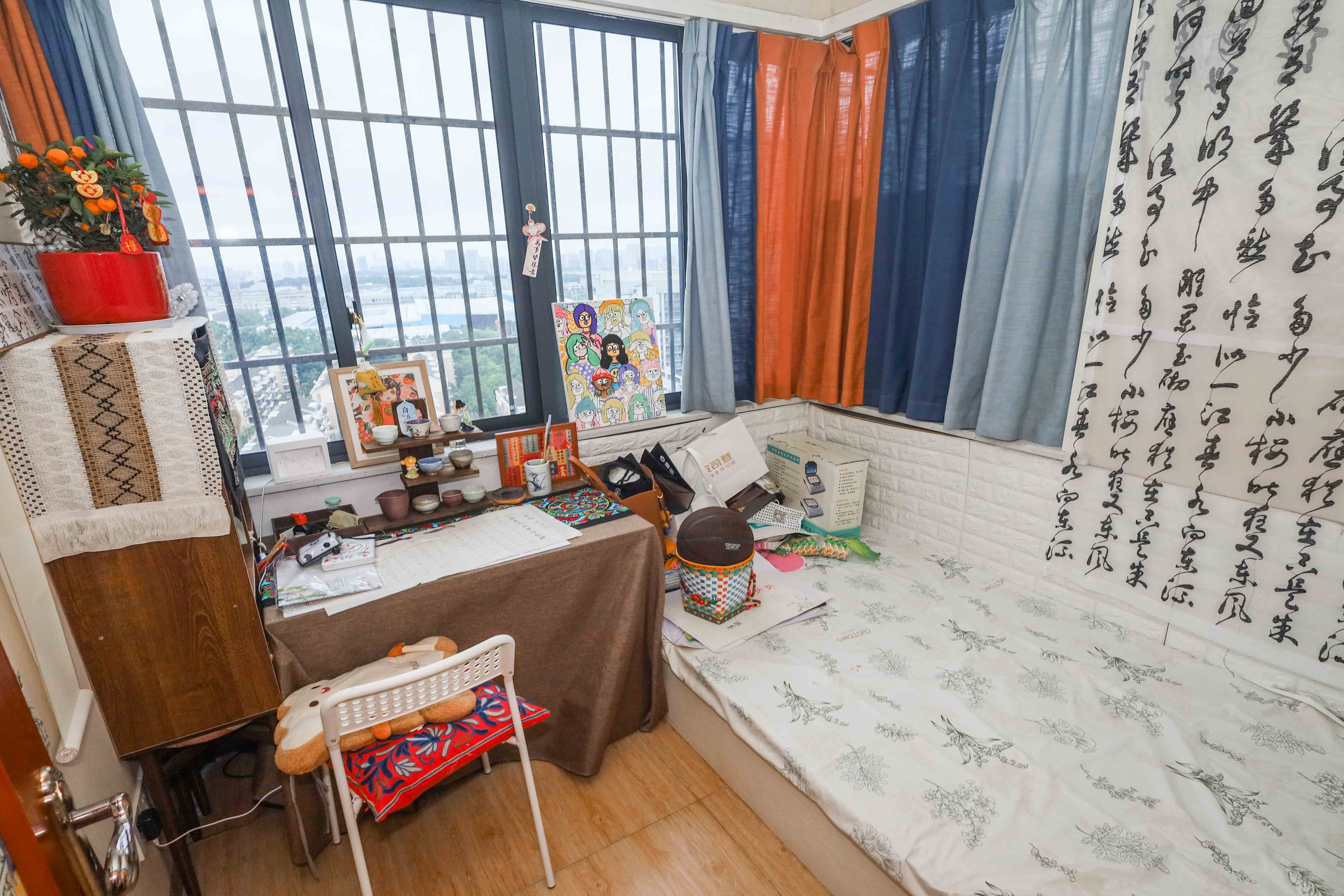 麓谷星辰  3室2厅1卫   112.00万卧室