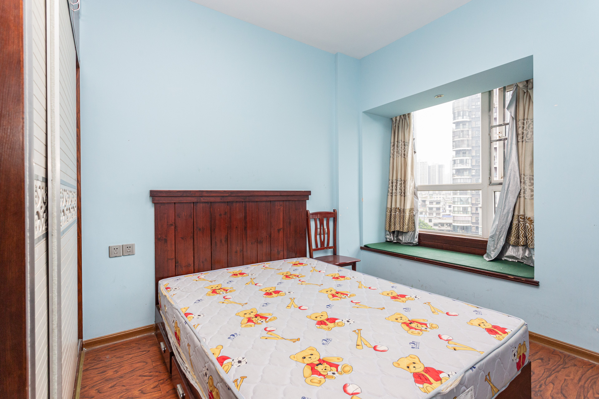 双盈卧龙湾  3室2厅2卫    87.8万 双盈卧龙湾  3室2厅2卫    87.8万卧室