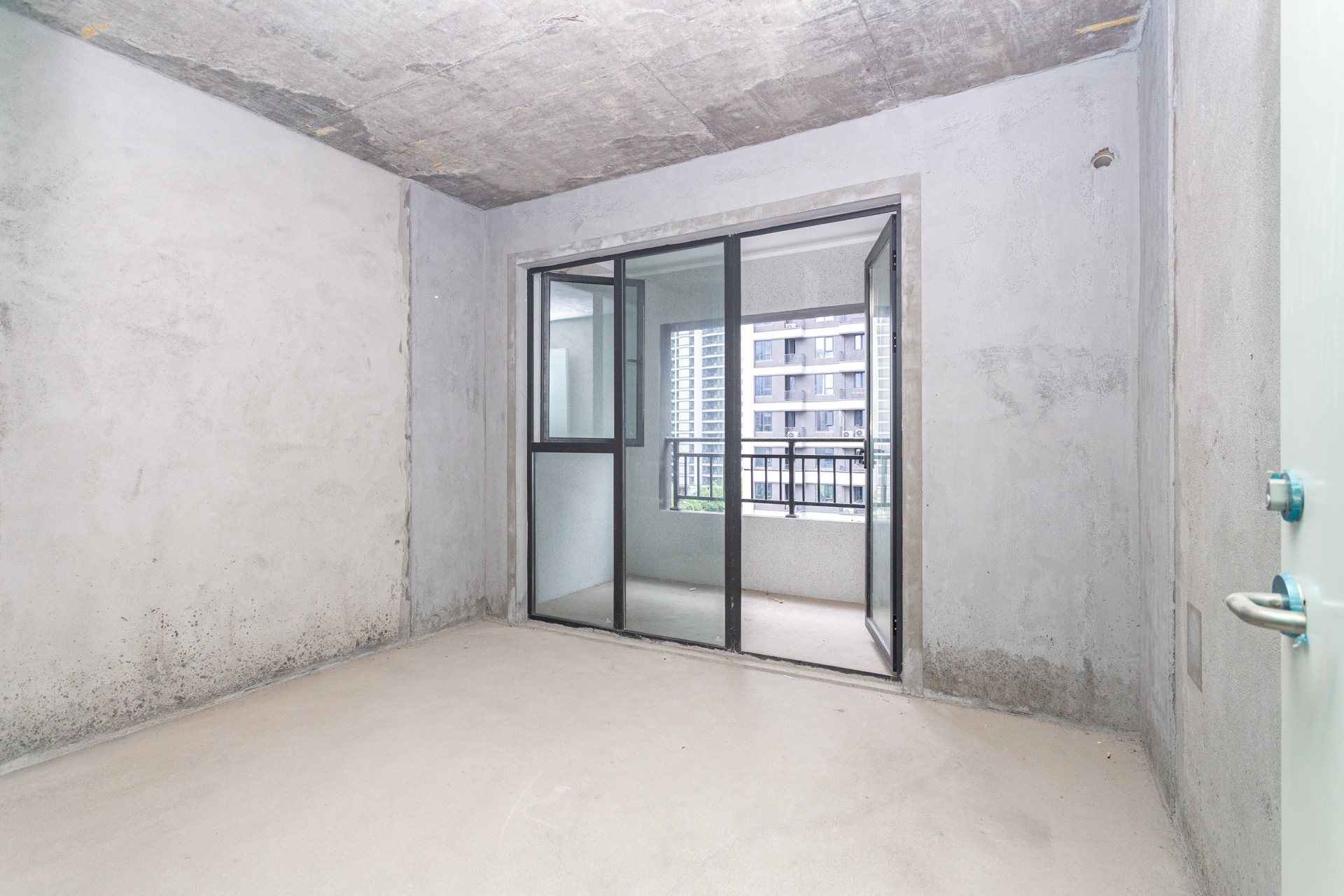 越秀湘江星汇城二期 3室2厅2卫 108.0万 越秀湘江星汇城二期 3室2厅2卫 108.0万卧室