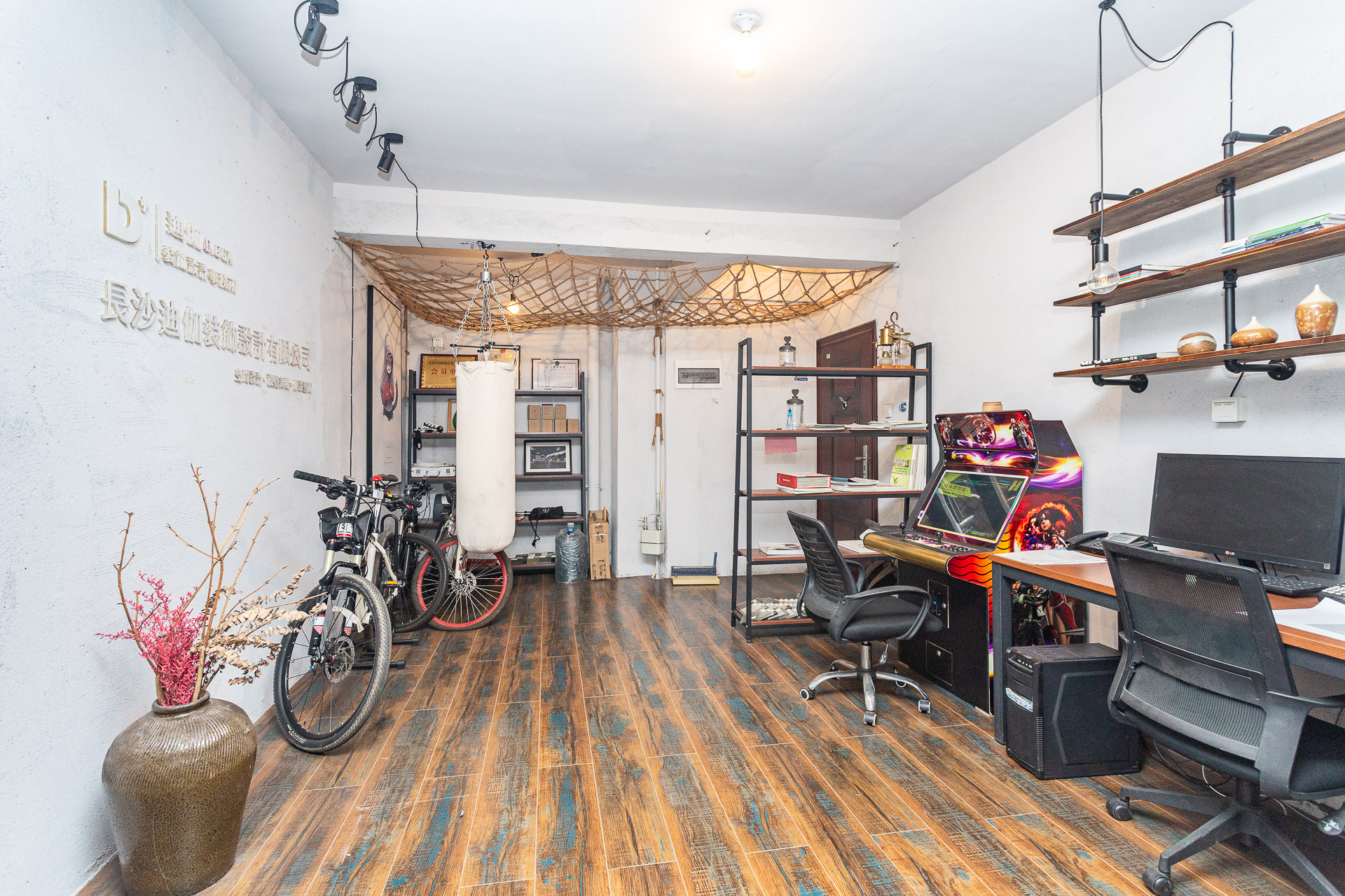 勤诚达新界 3室2厅1卫 74.1万 勤诚达新界 3室2厅1卫 74.1万客厅