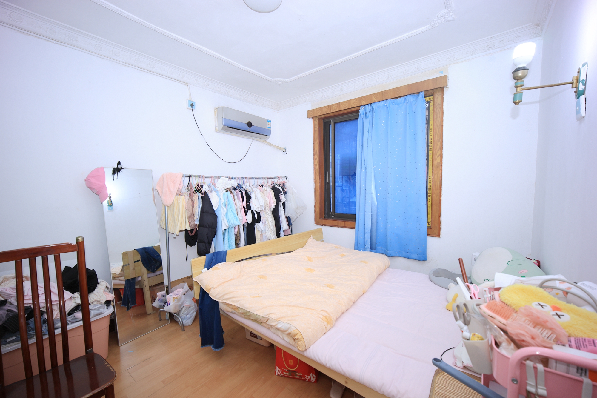 杏花苑  3室2厅1卫   57.70万卧室
