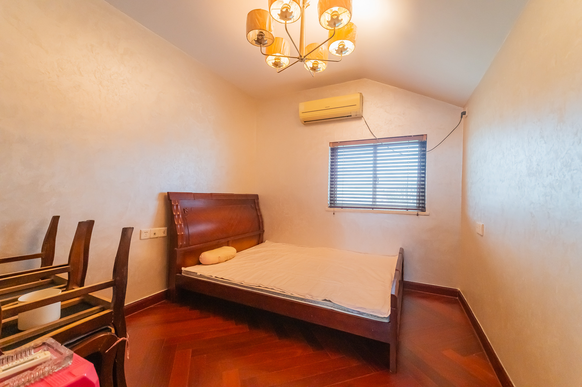 碧桂园威尼斯城 8室3厅6卫 390.0万 碧桂园威尼斯城 8室3厅6卫 390.0万其他