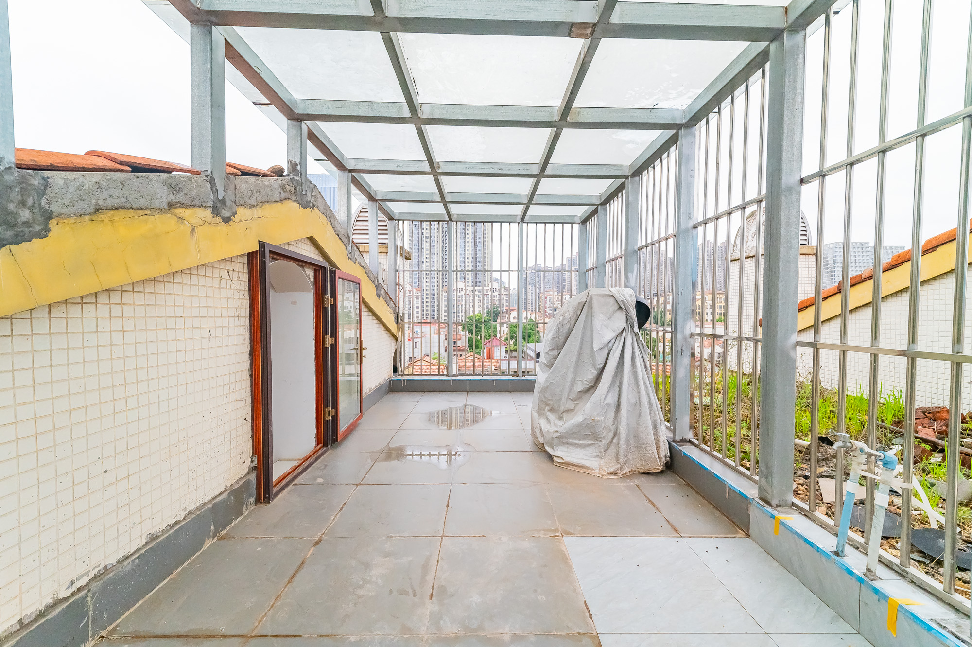 鹏基诺亚山林 3室2厅1卫 96.8万 鹏基诺亚山林 3室2厅1卫 96.8万阳台