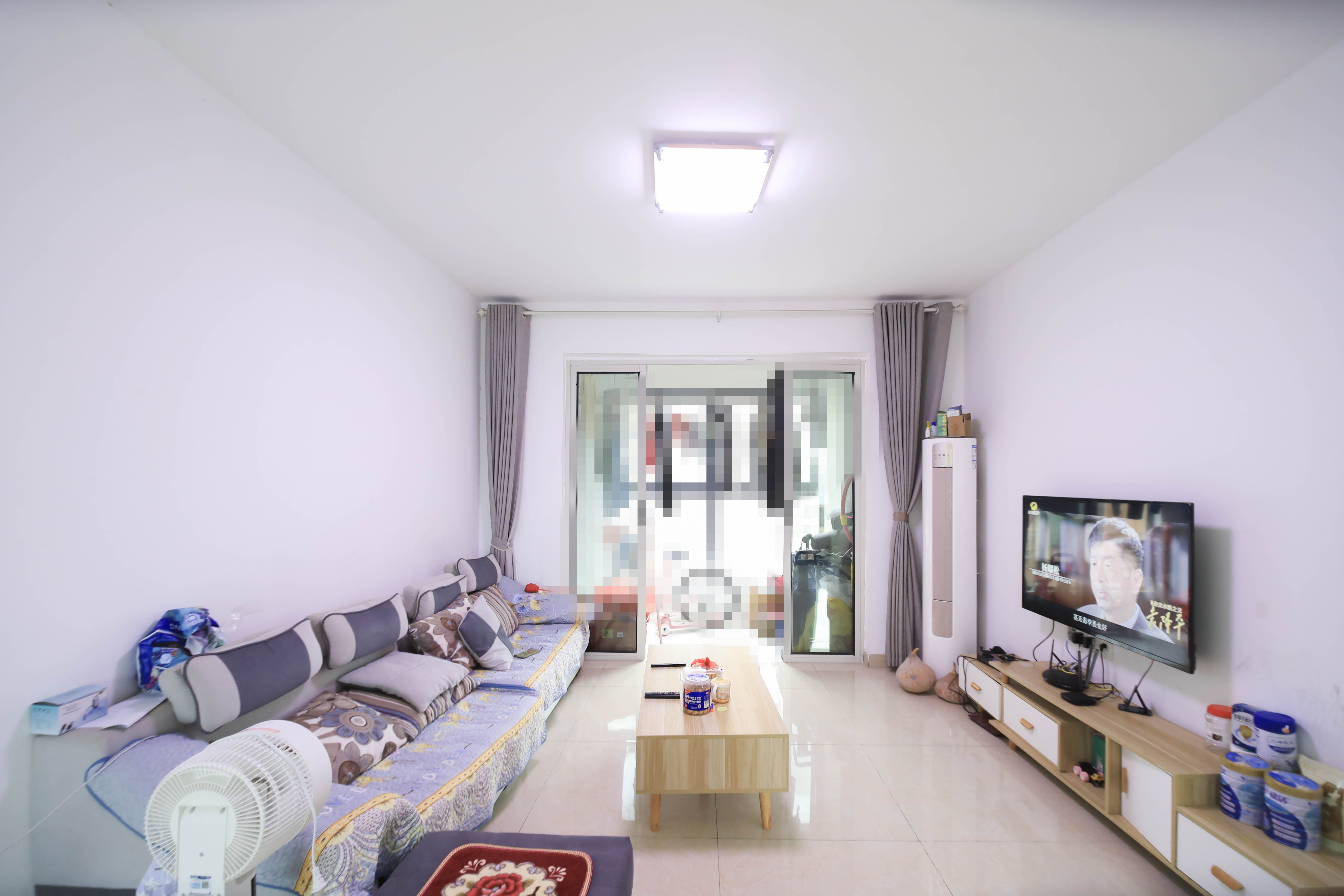 五矿万境水岸二期(五矿万境水岸和苑) 3室2厅1卫 133.0万 五矿万境水岸二期(五矿万境水岸和苑) 3室2厅1卫 133.0万客厅